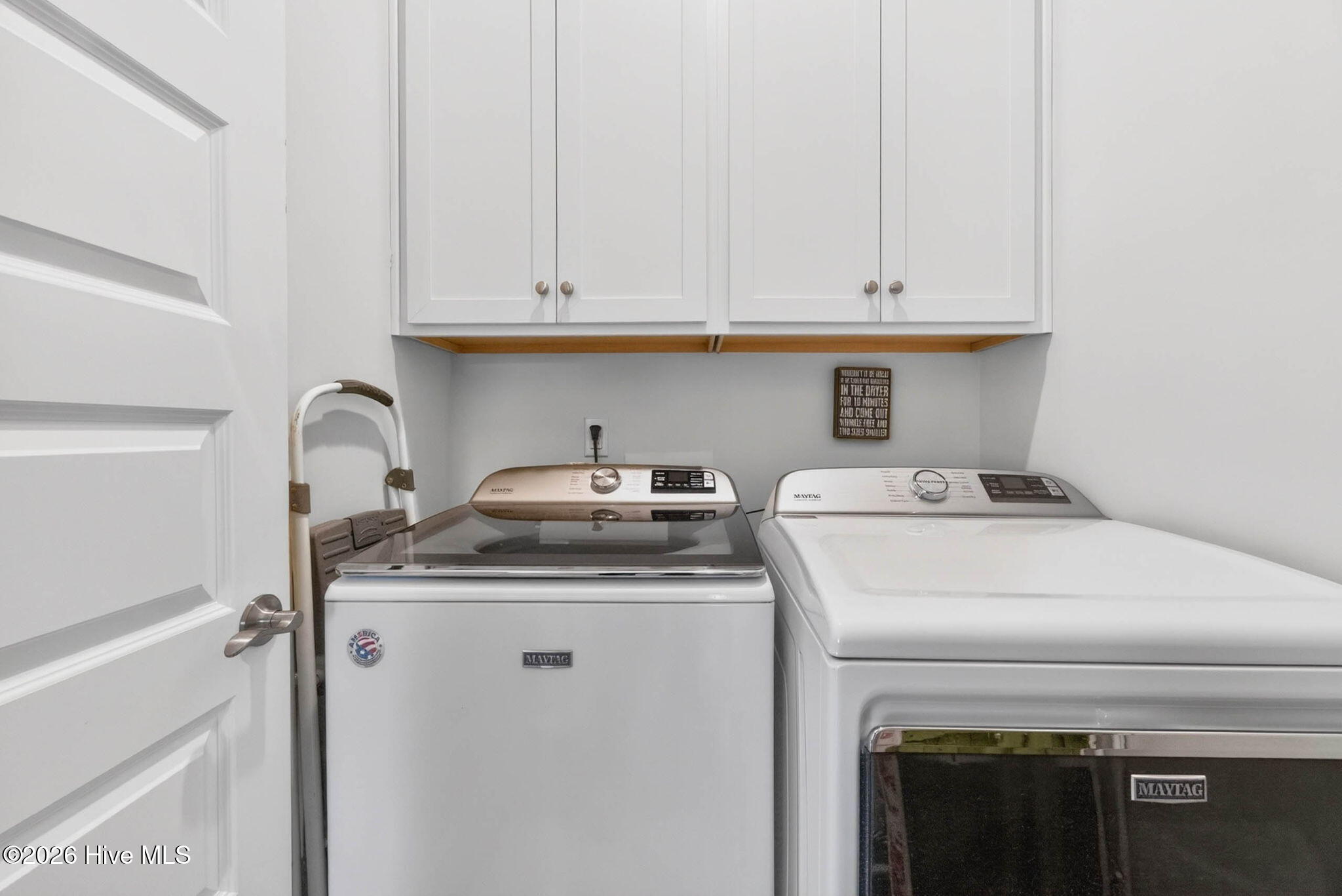 100567275 | Photo 33