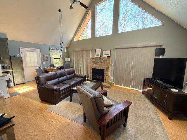 420 W Ridge Drive, Murphy, NC 28906 Listing Photo  6