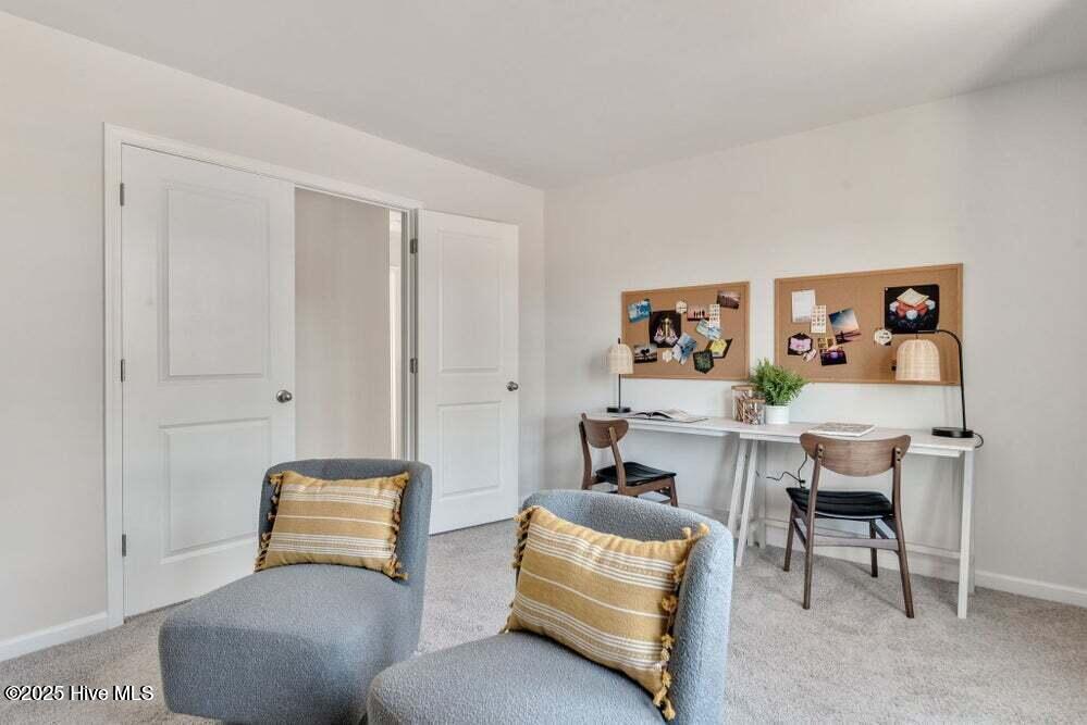 100521892 | Photo 24