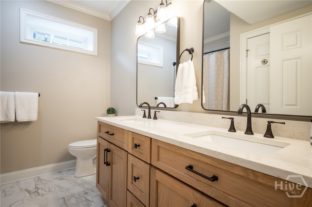 Terrace Bathroom (BA4)