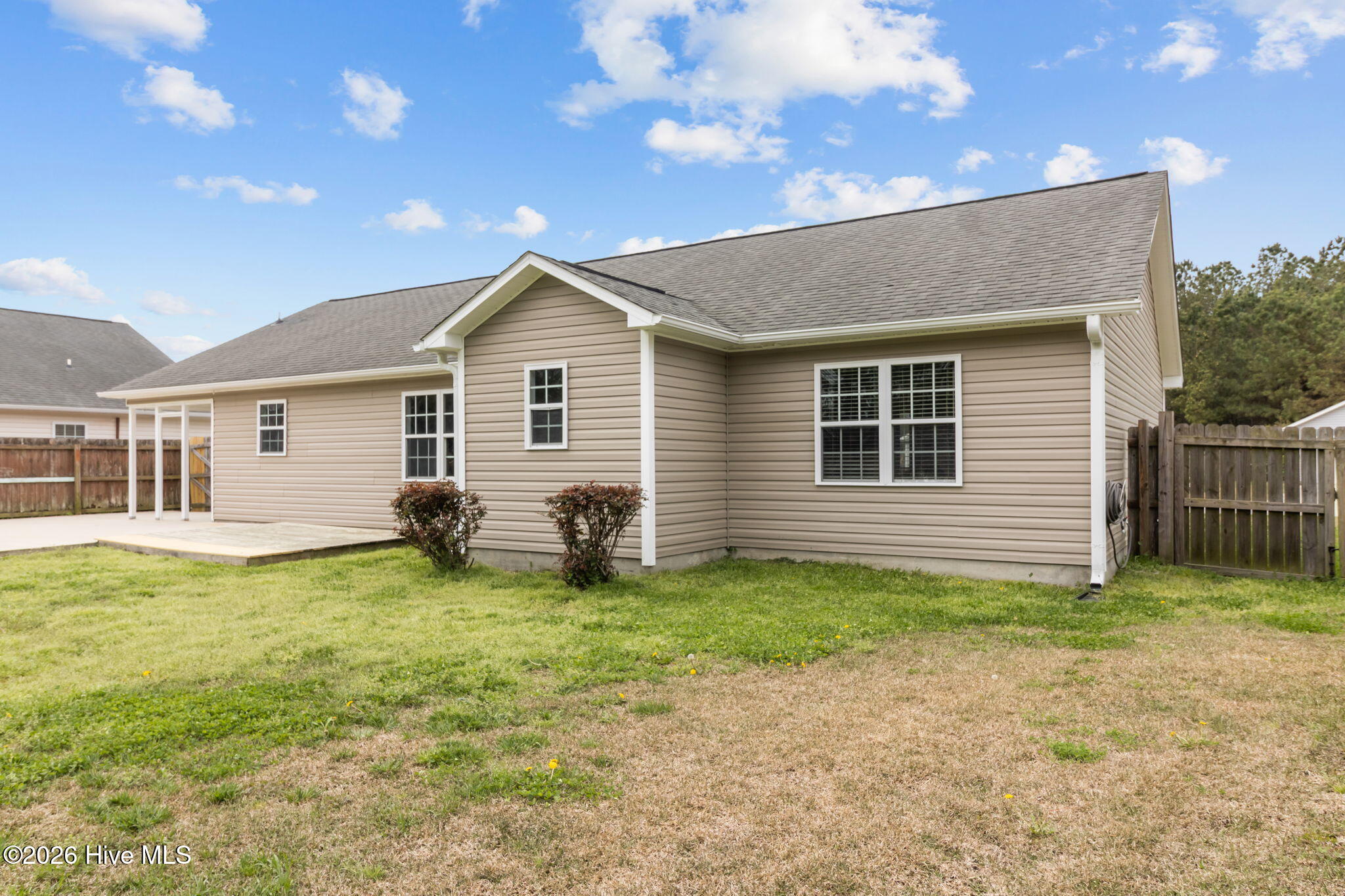 100561505 | Photo 39