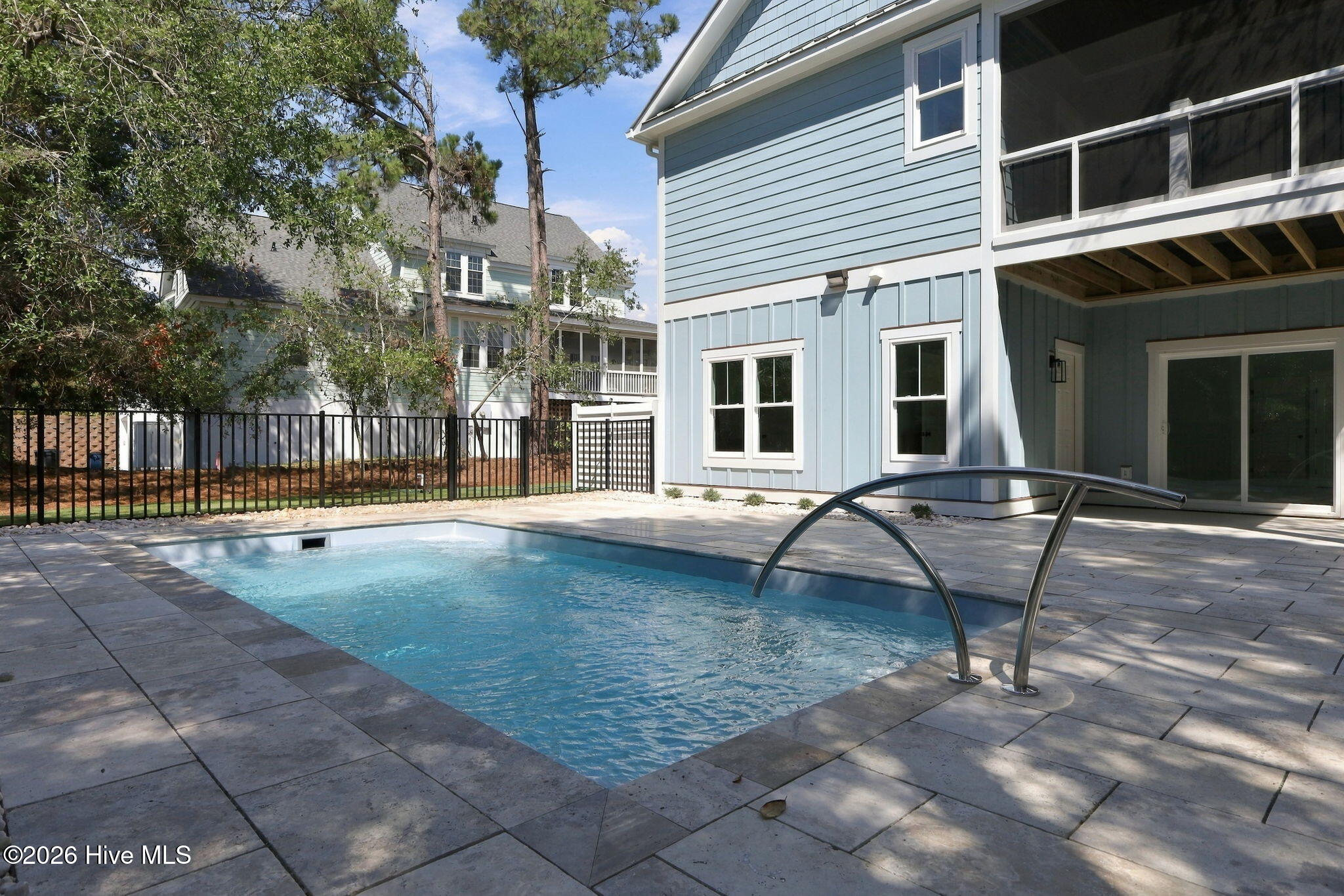 405 Emerald Landing 