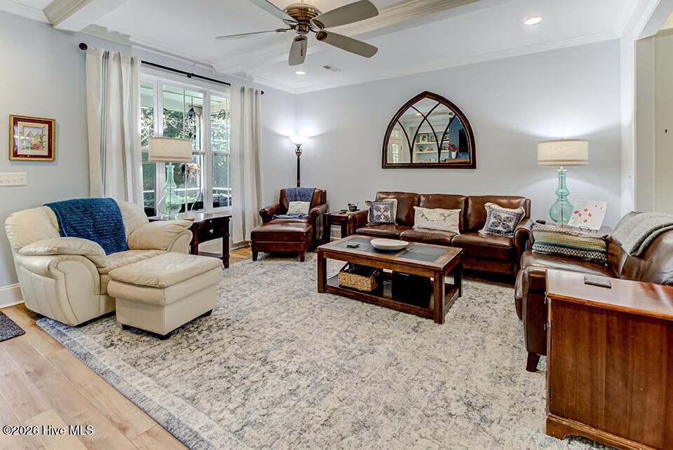 100553101 | Photo 10