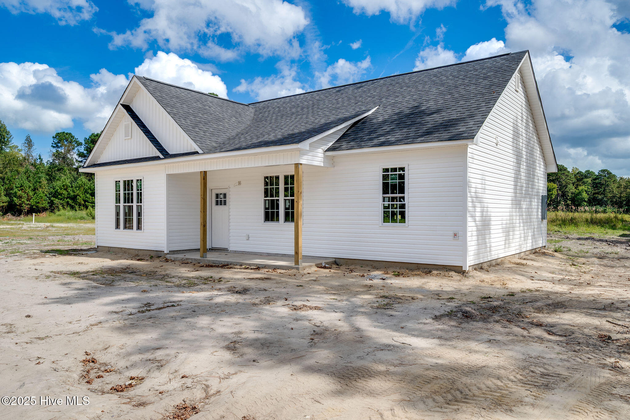 Homes for sale in Teachey, NC | 318 E1 Log Cabin Rd, Teachey, NC 28464 | MLS# 100535800