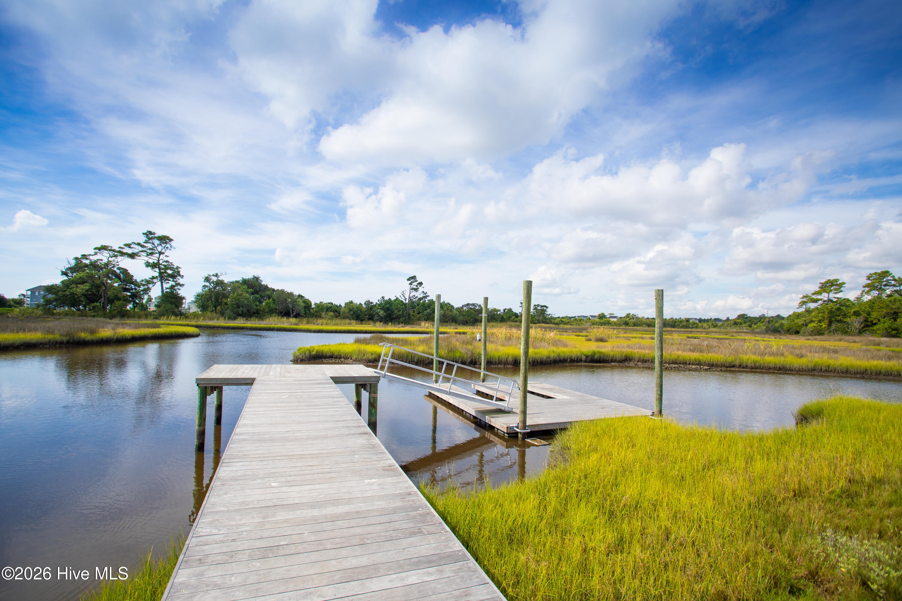 656 Fishermans Point,Newport