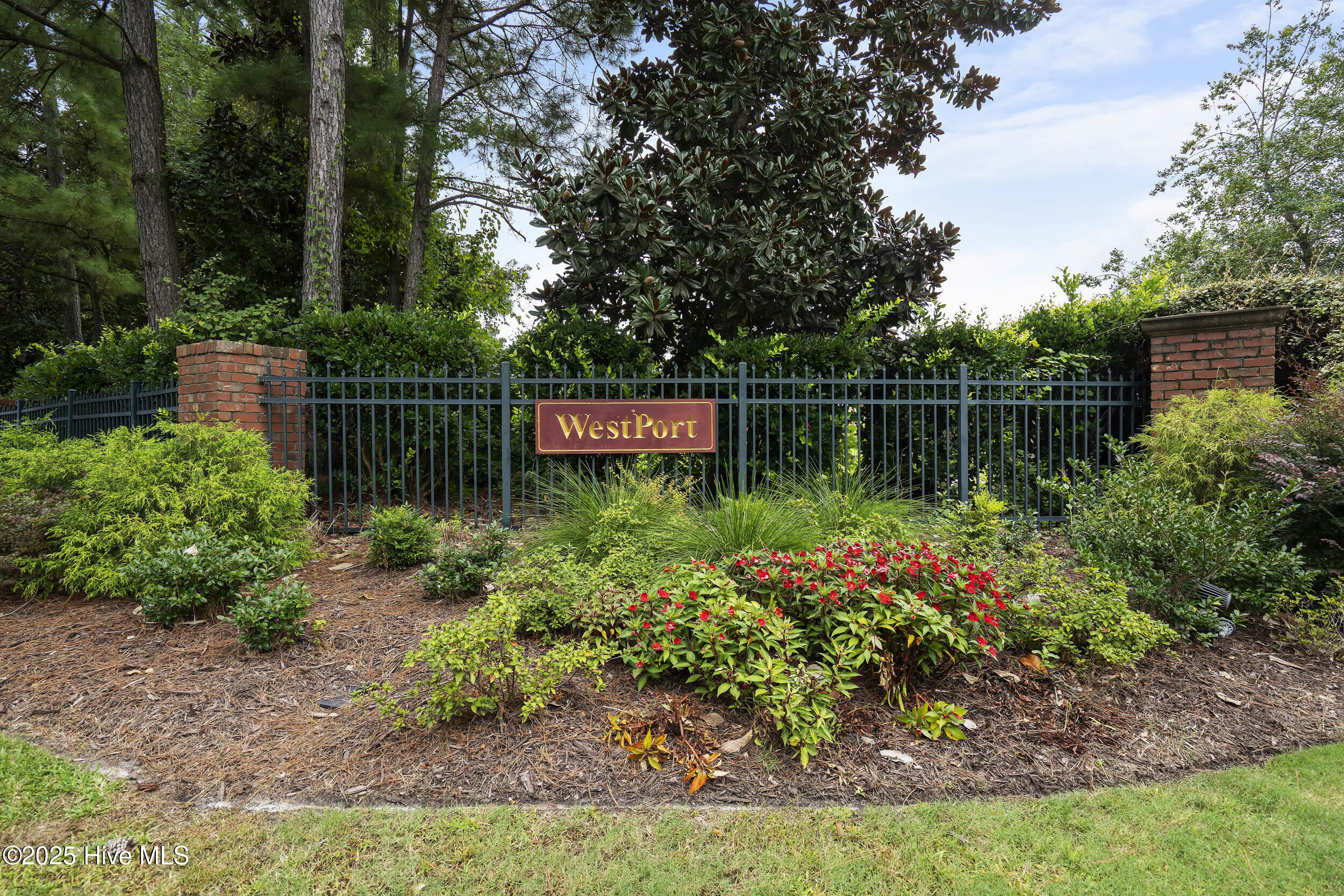 100564628 | Photo 59