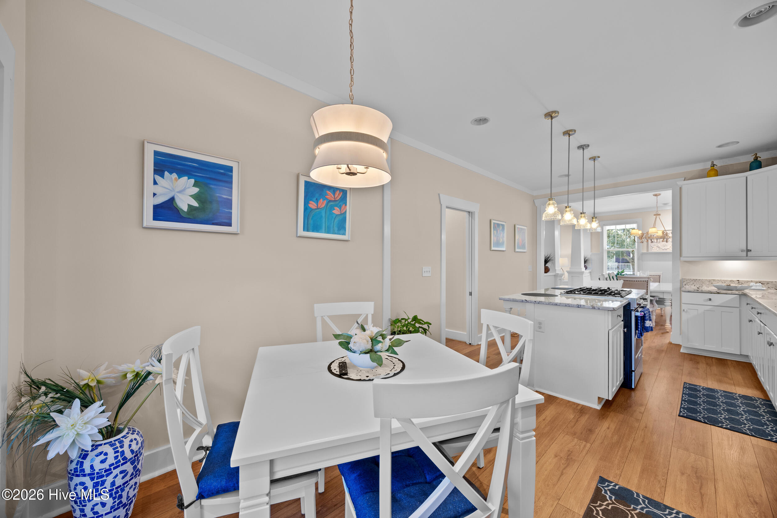 21_breakfast nook