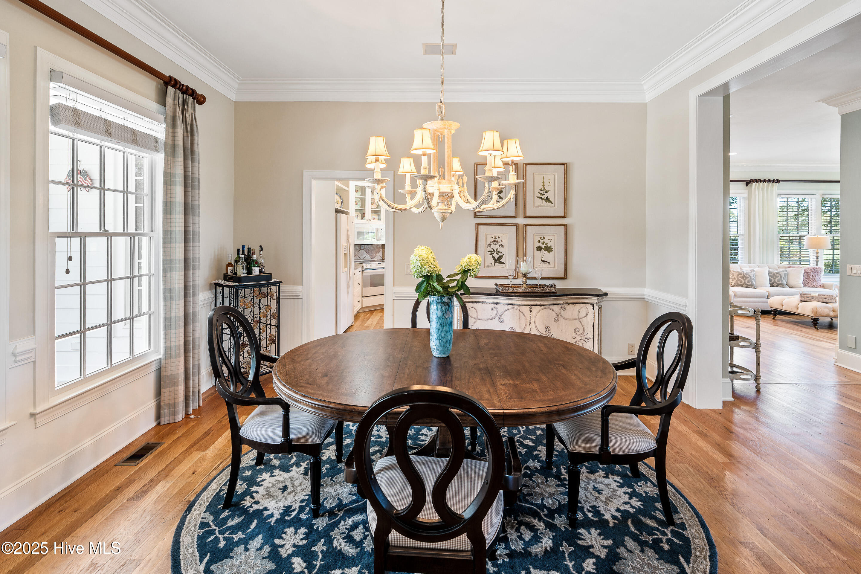 100520099 | Photo 20