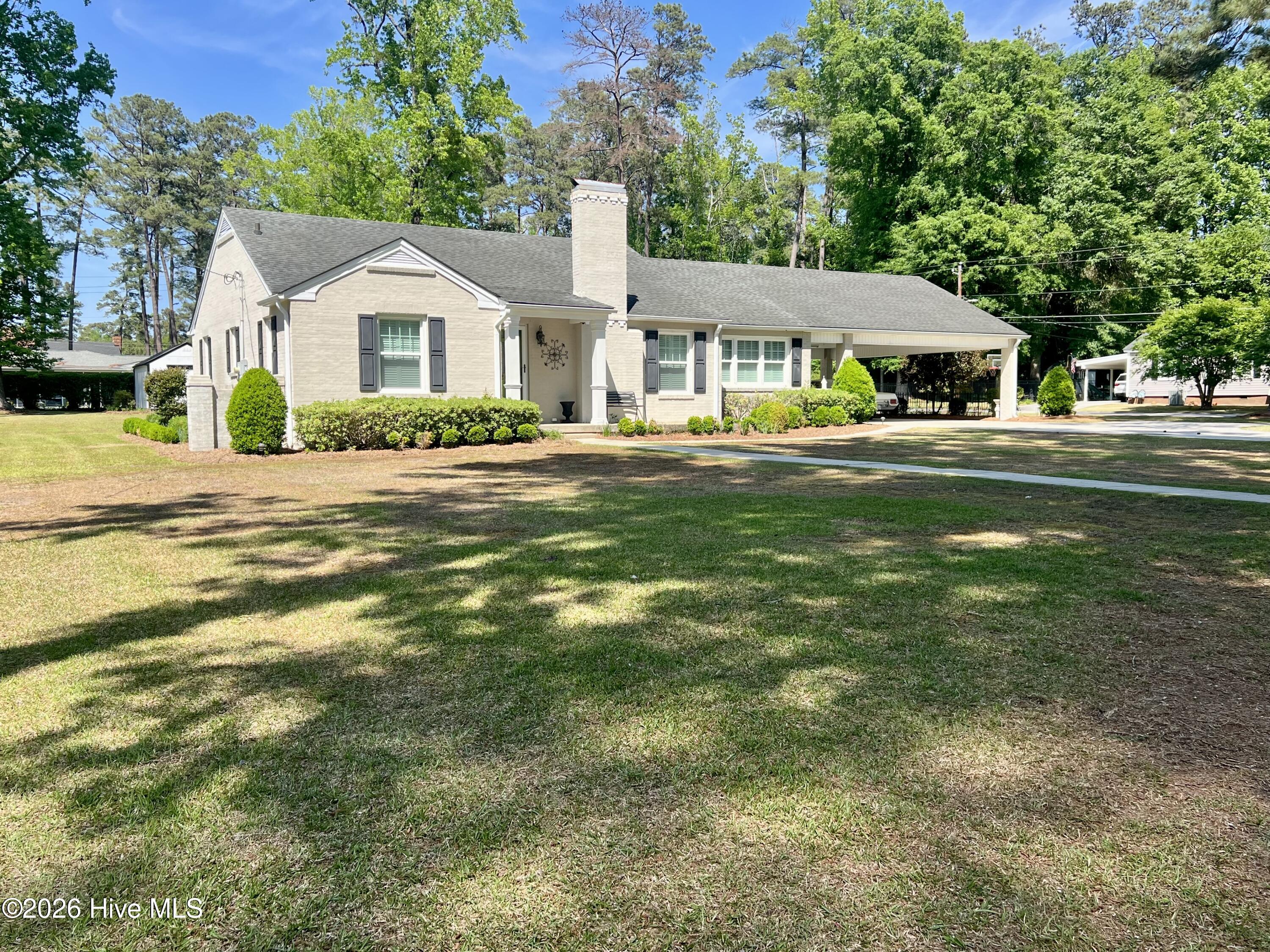 100567378 | Photo 11