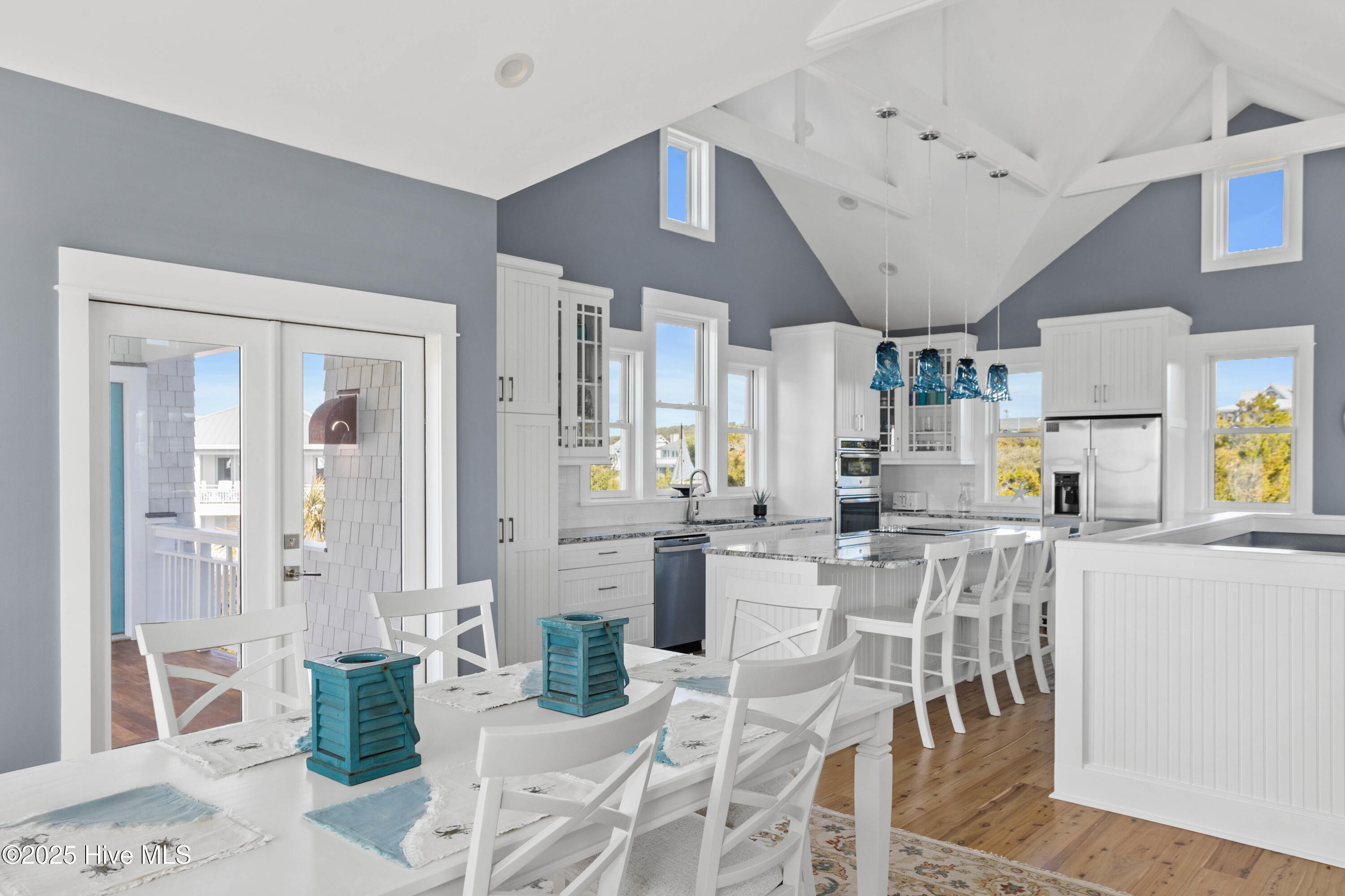 100494398 | Photo 29