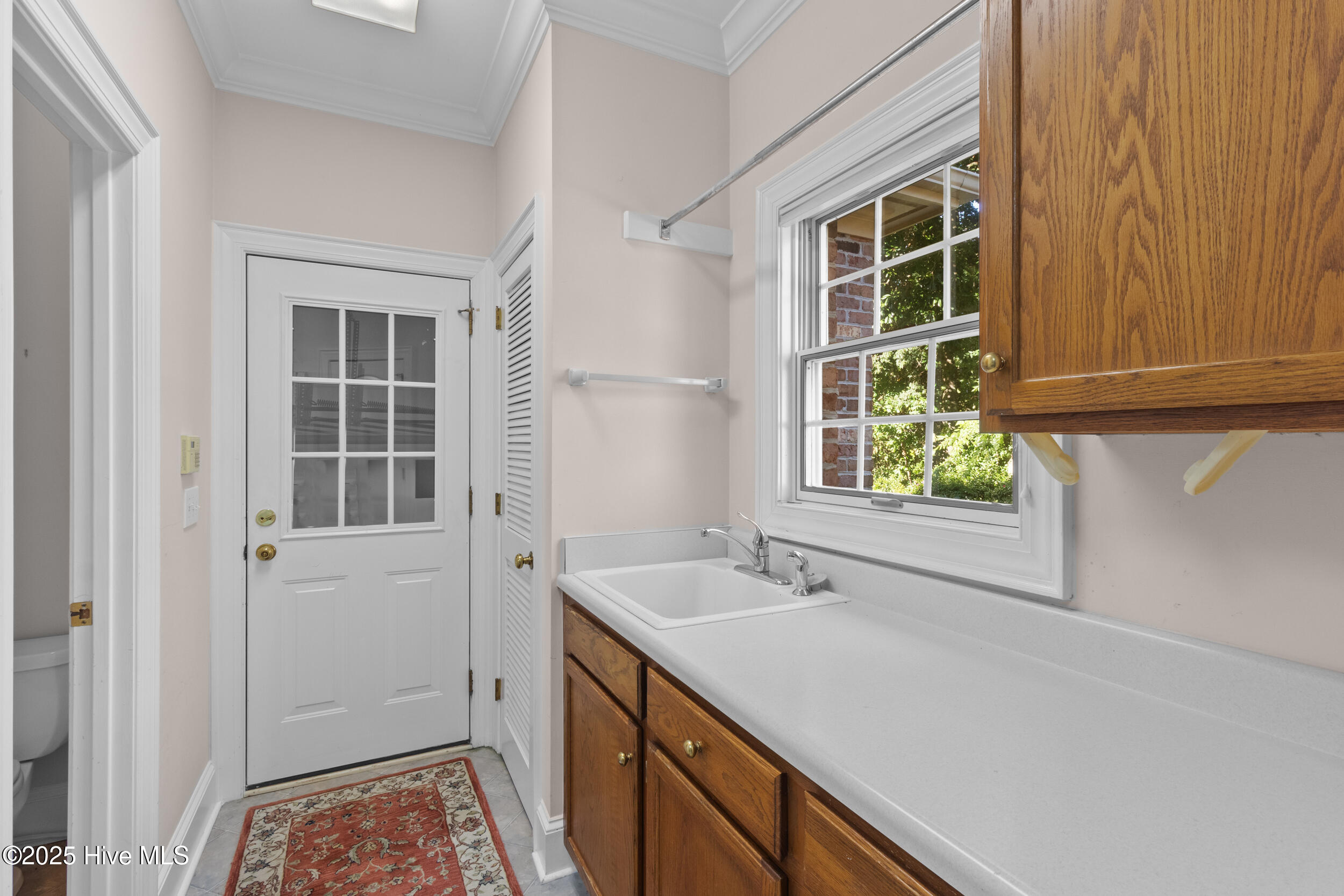 100516126 | Photo 36