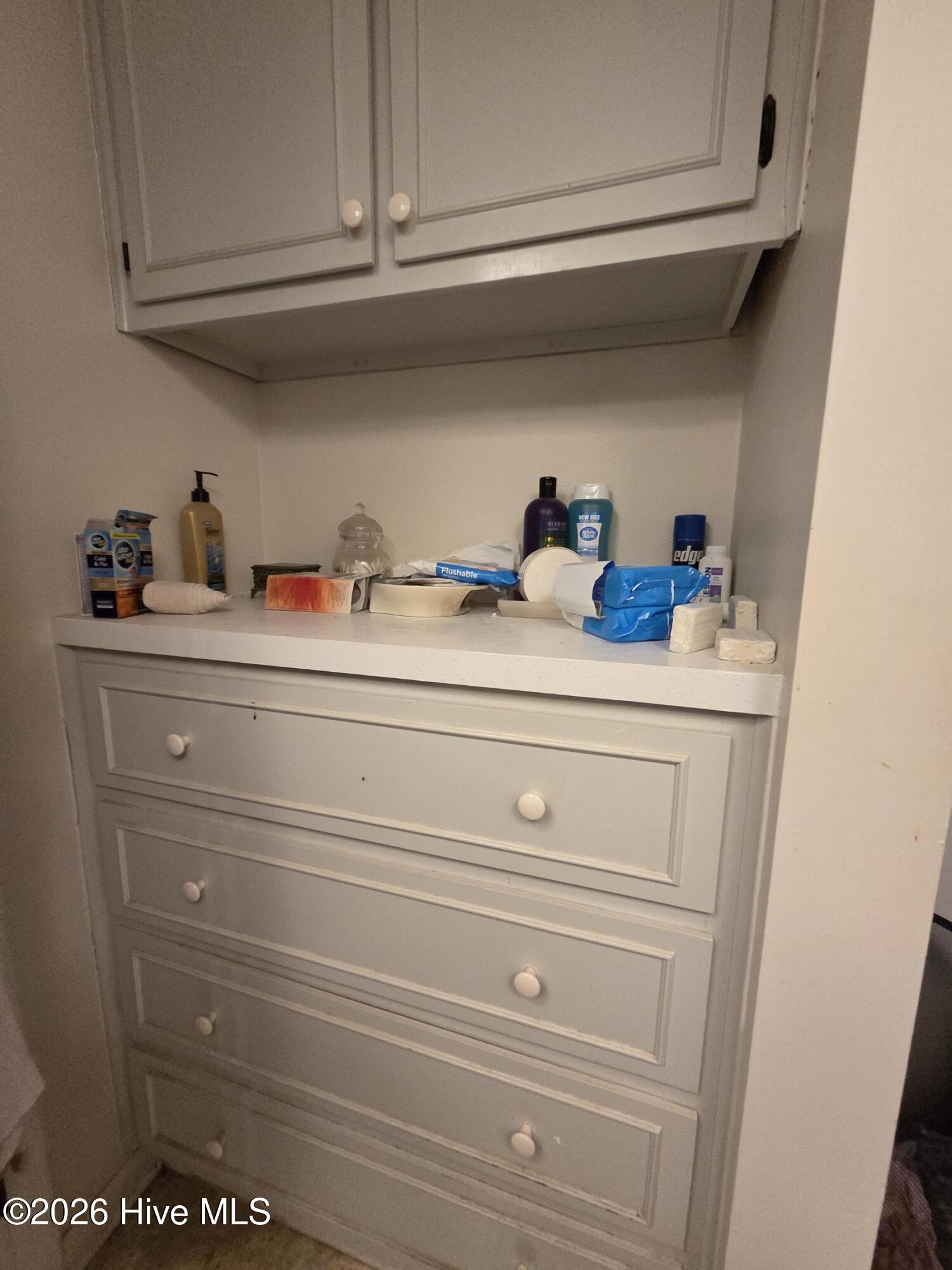 100550366 | Photo 28