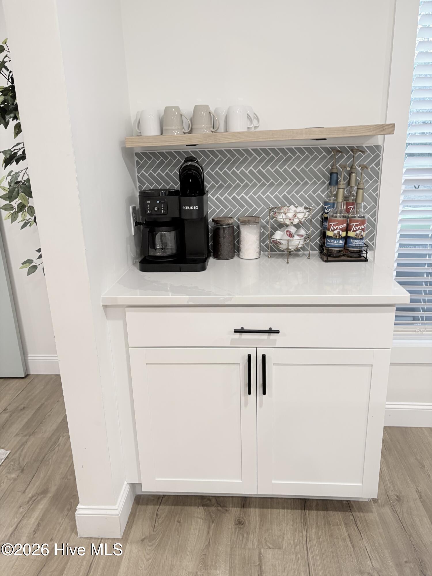 100559102 | Photo 18