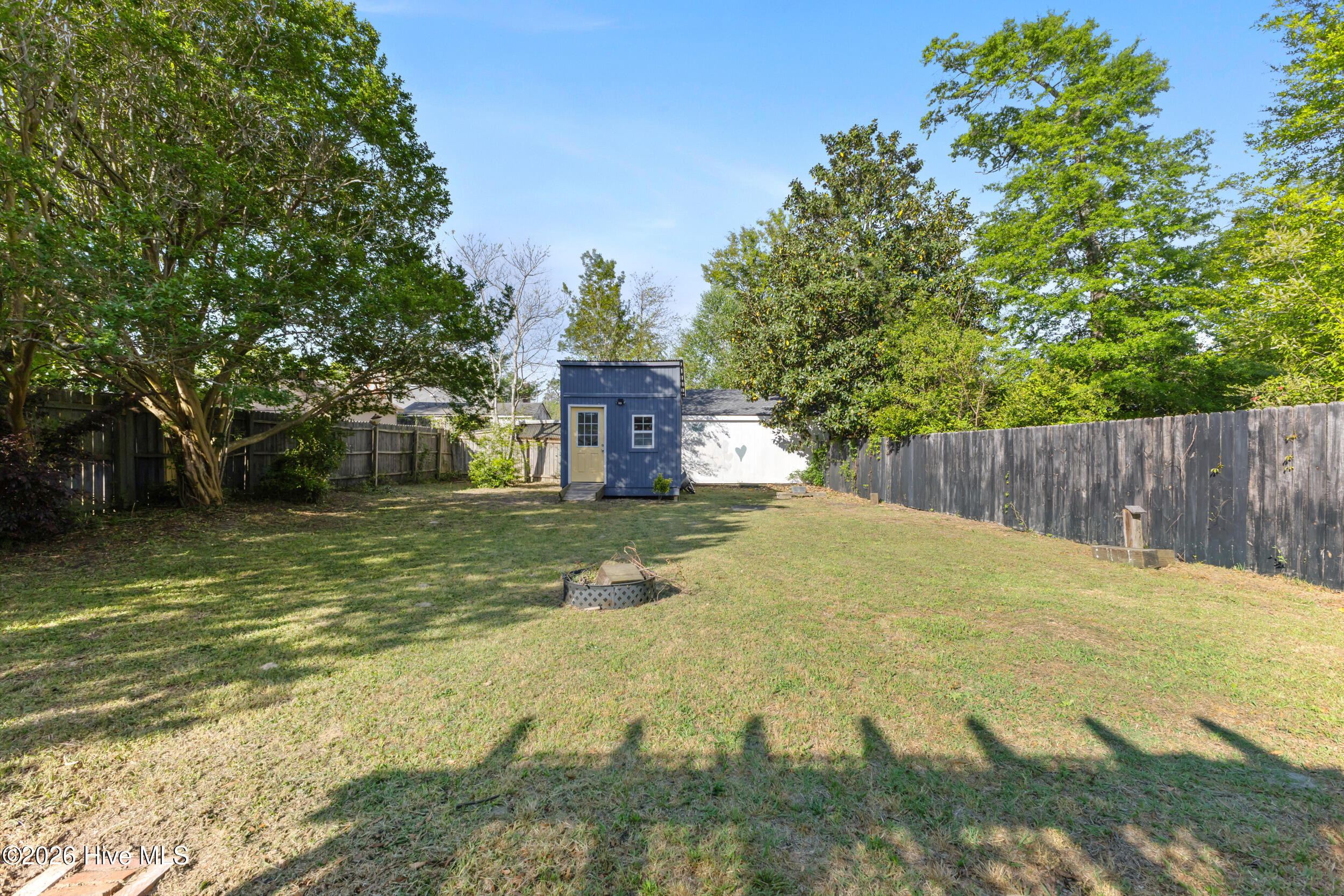 100567073 | Photo 27