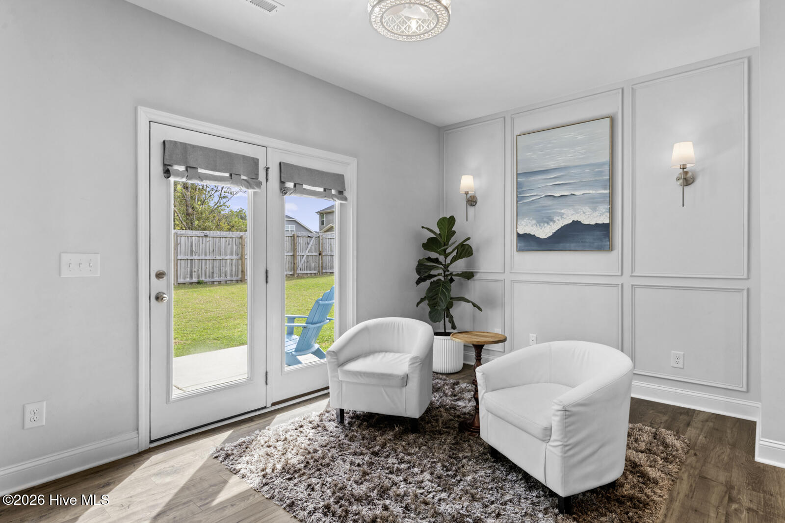 100565917 | Photo 15