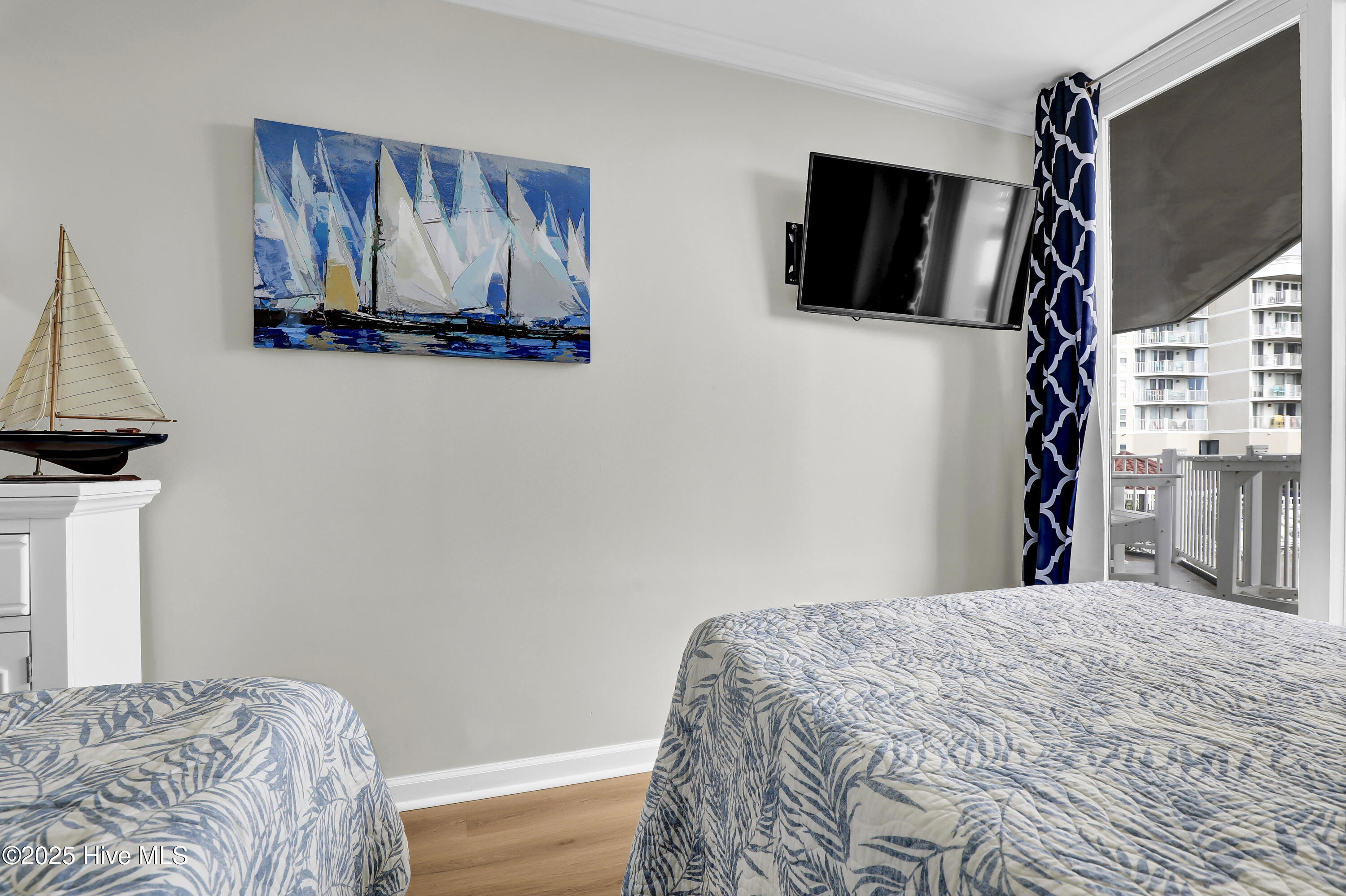 100518100 | Photo 17