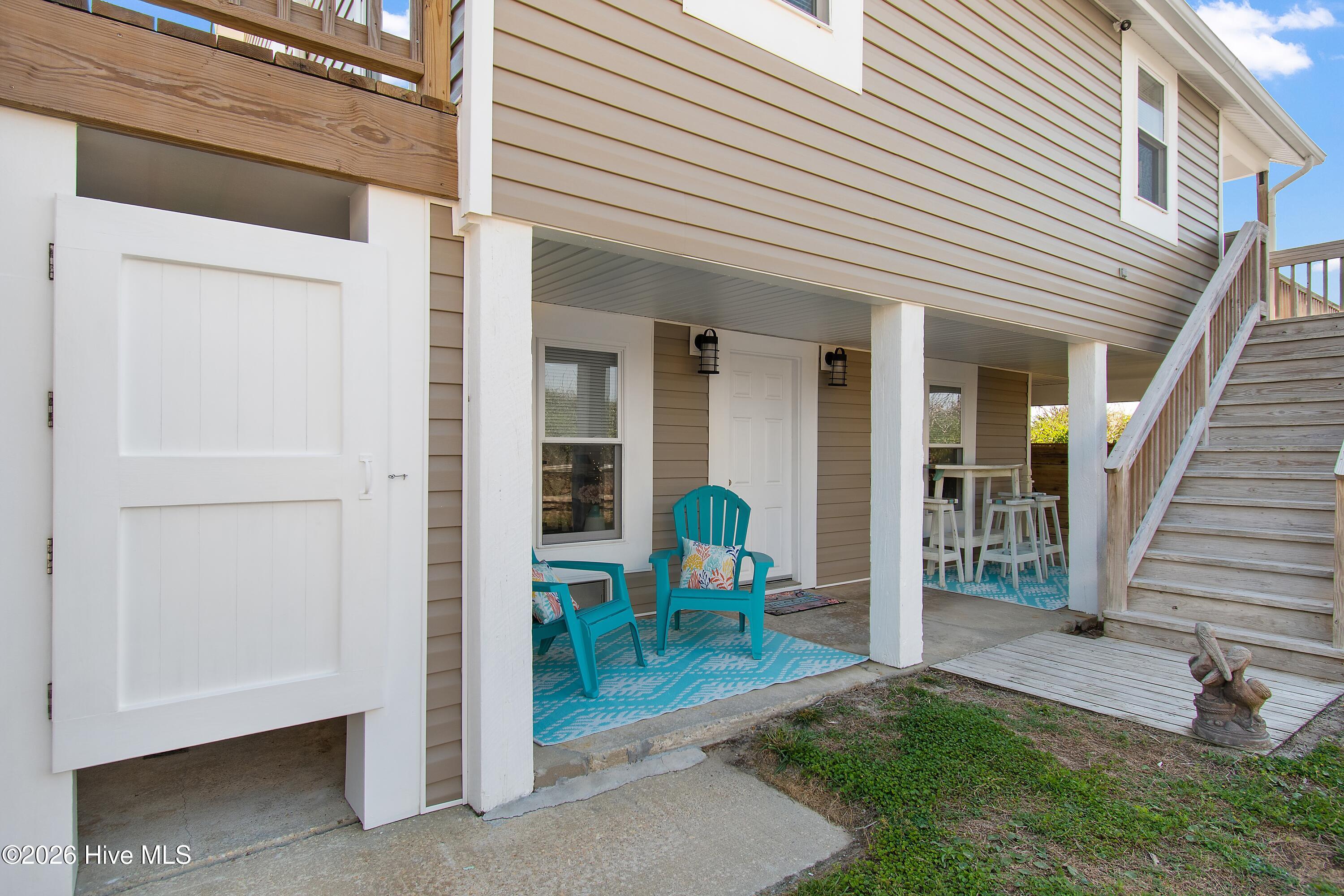 100567968 | Photo 12