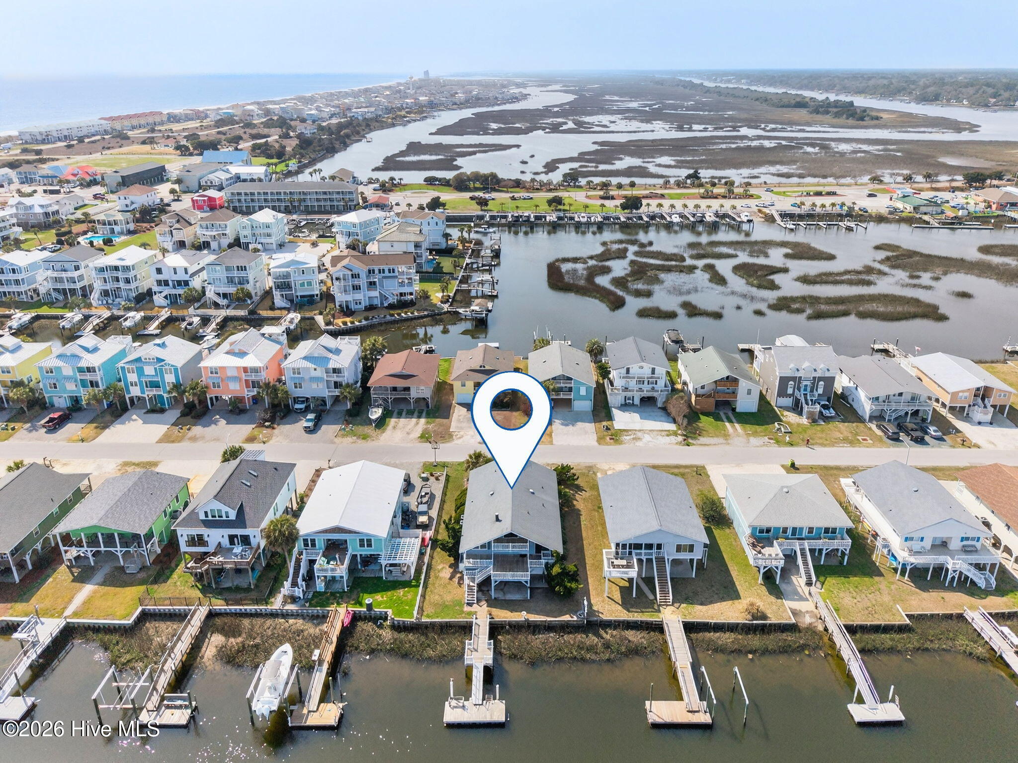 100548293 | Photo 35