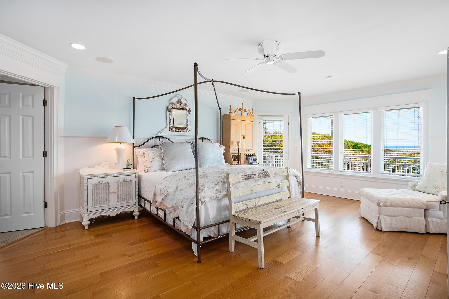 100559523 | Photo 37