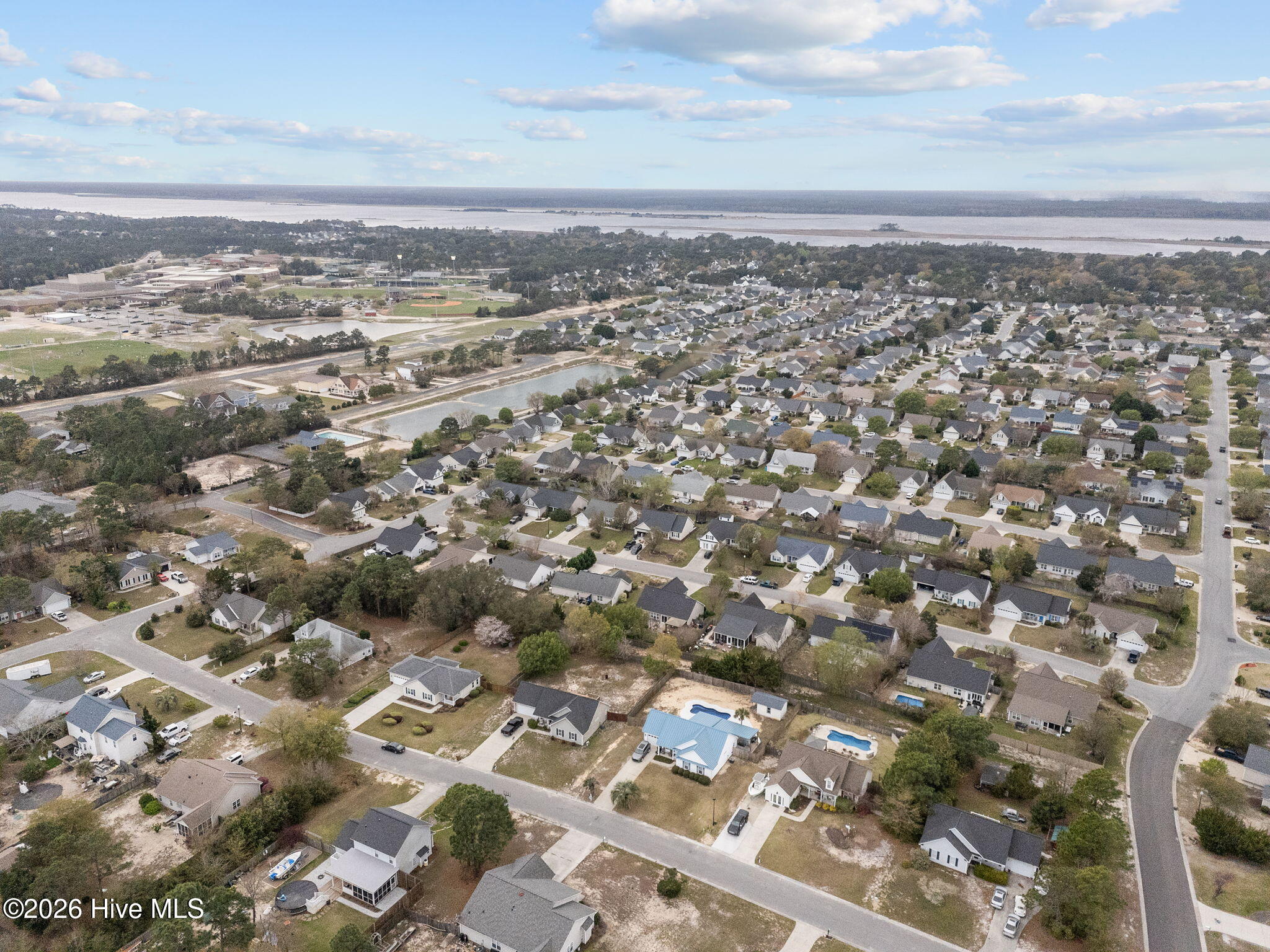 100563147 | Photo 38