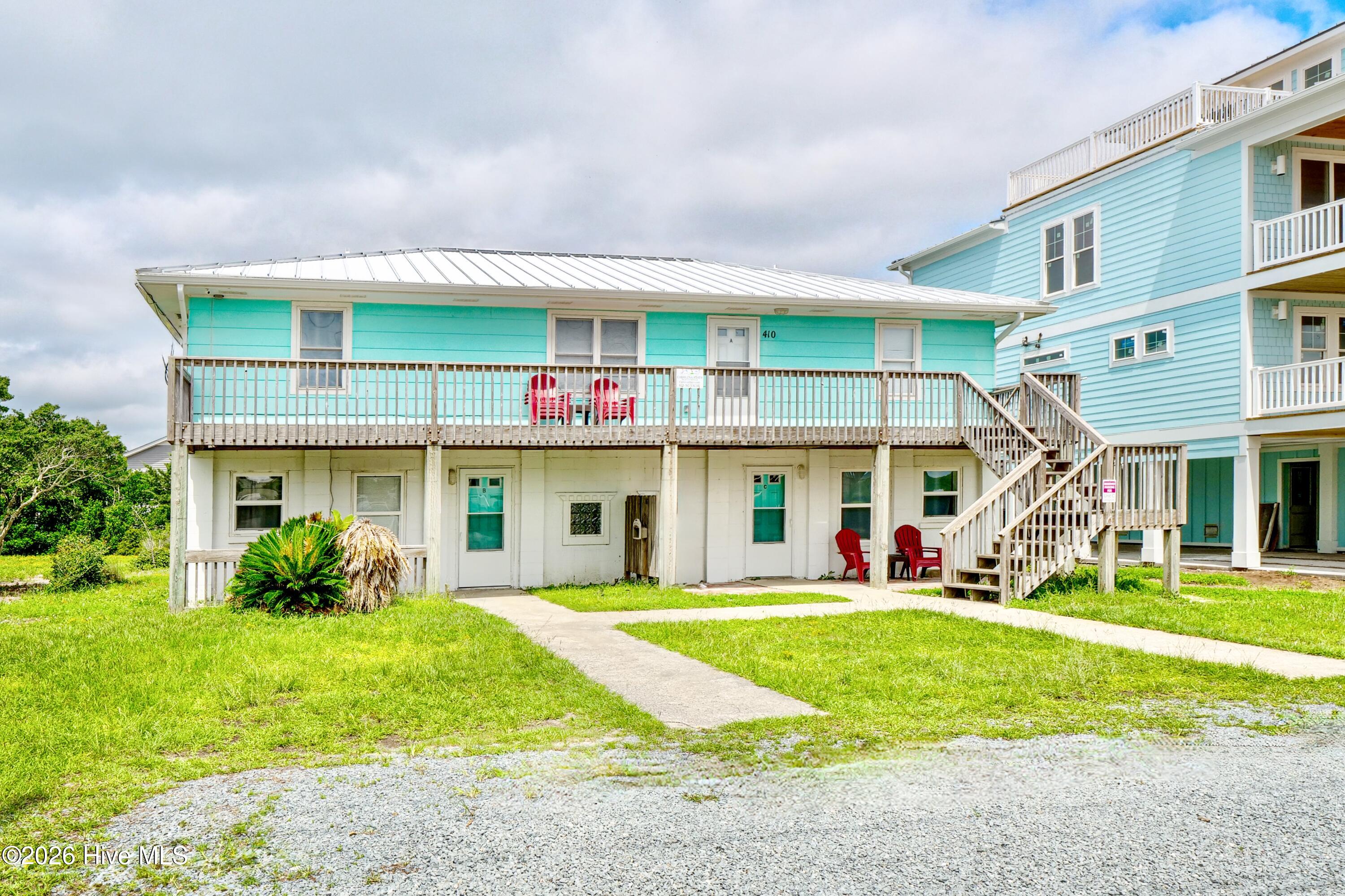 100558855 | Photo 61