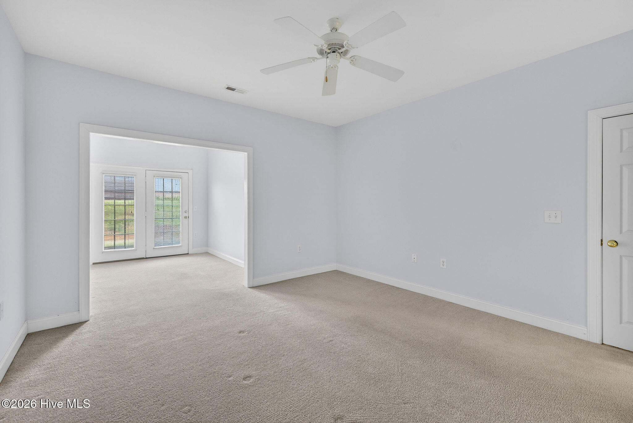 100561497 | Photo 31