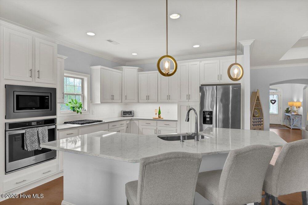 100560096 | Photo 11