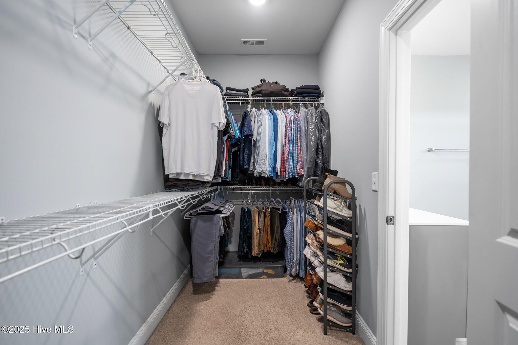 100515846 | Photo 25