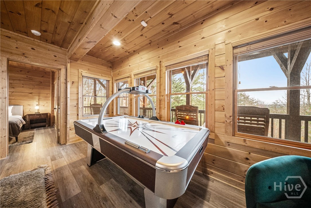 437 Spruce Circle