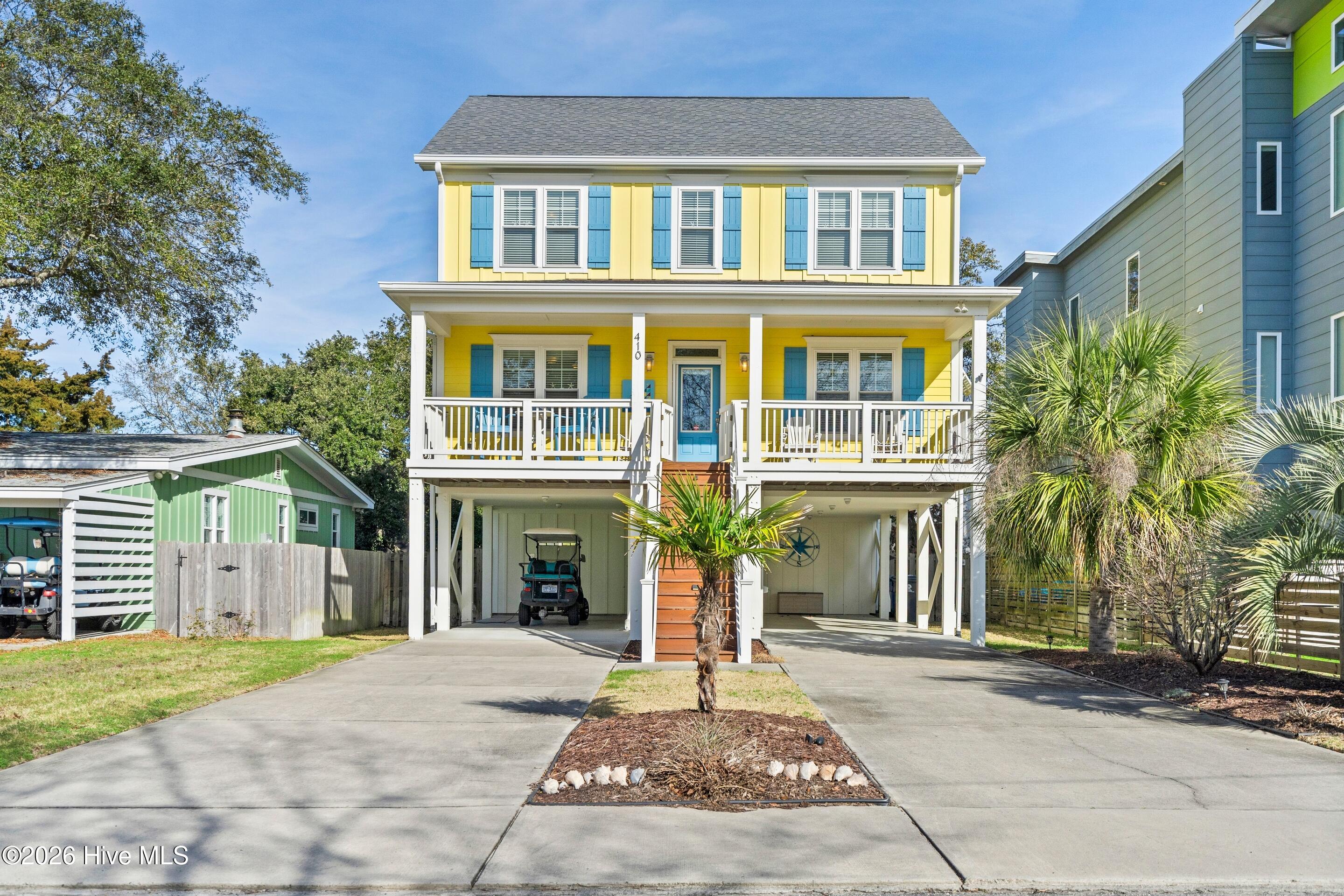 100549169 | Photo 59