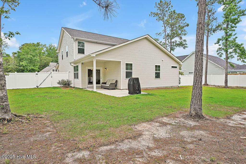 100563599 | Photo 31