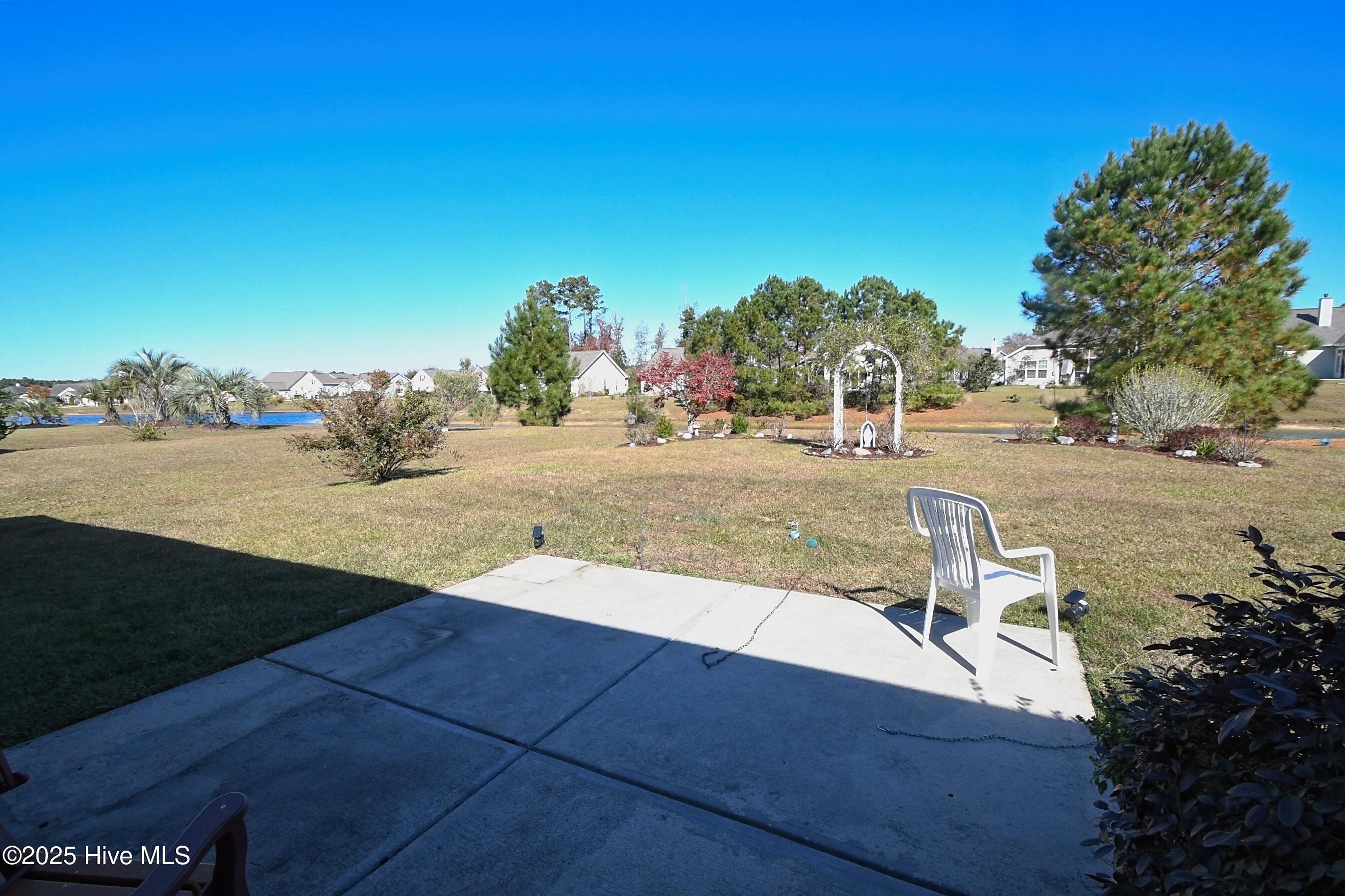 100541260 | Photo 36