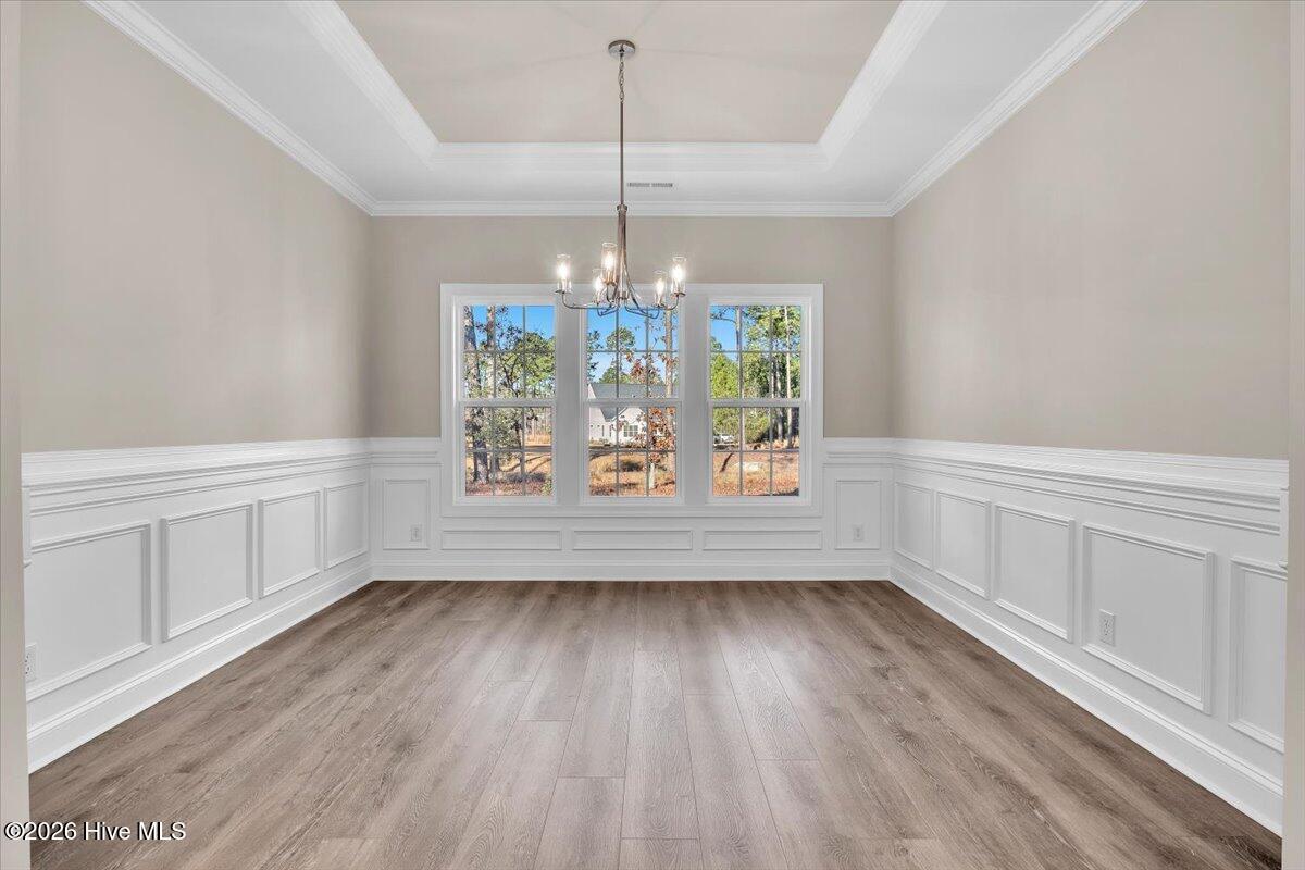 100524155 | Photo 18