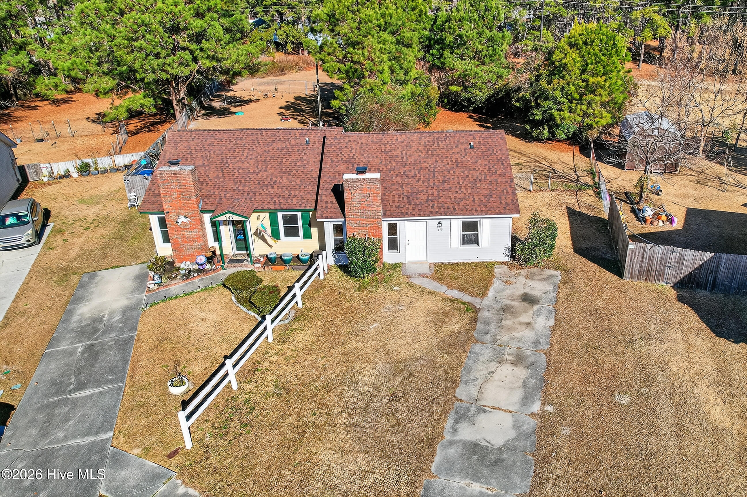 100549114 | Photo 22