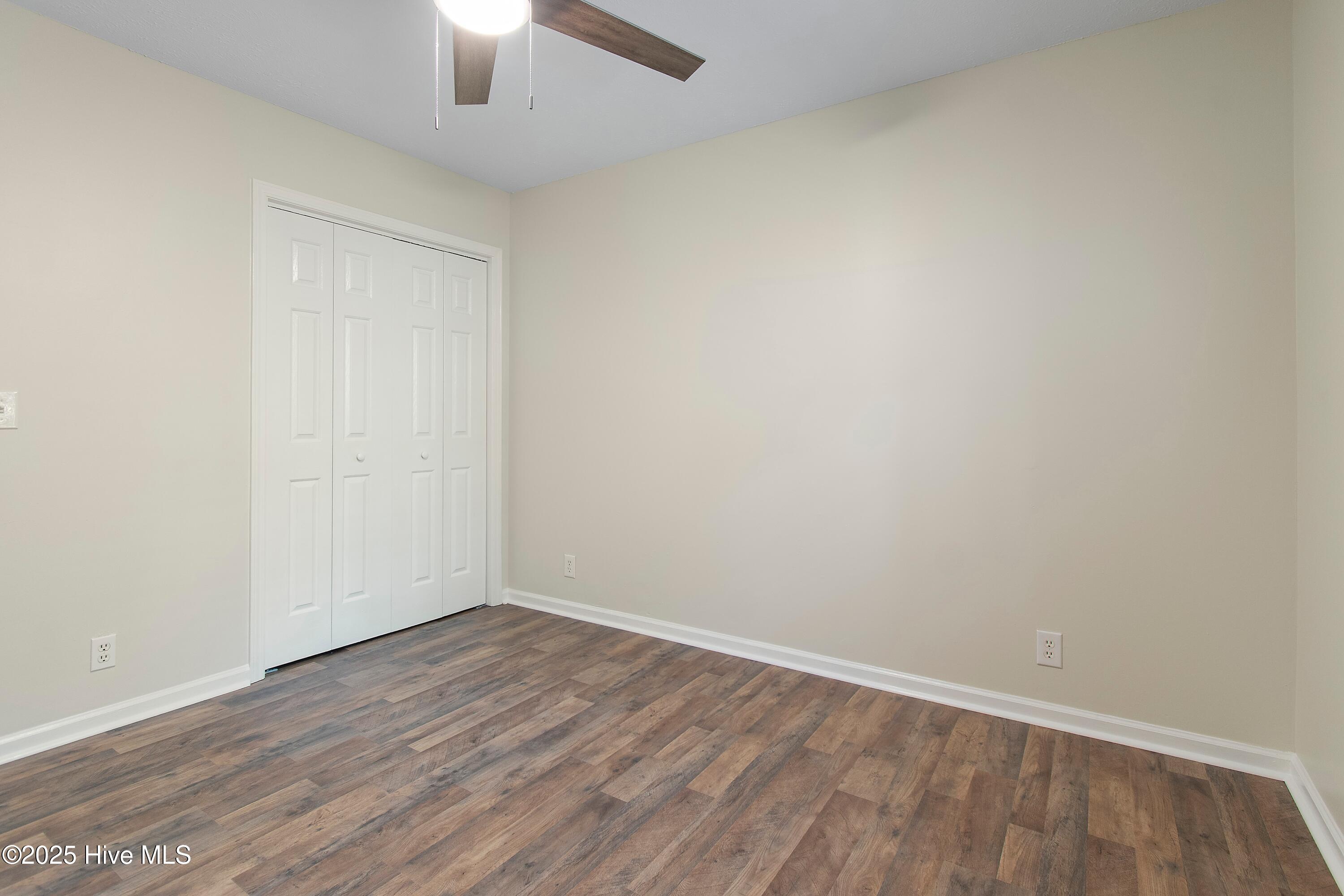 100515628 | Photo 30