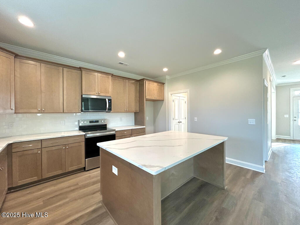 100535078 | Photo 18