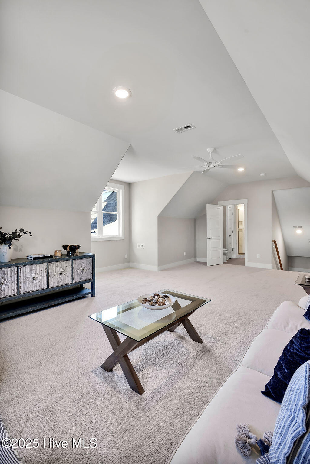 100529674 | Photo 20