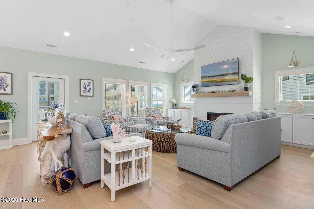 109 Ocean Bluff Drive,Indian Beach