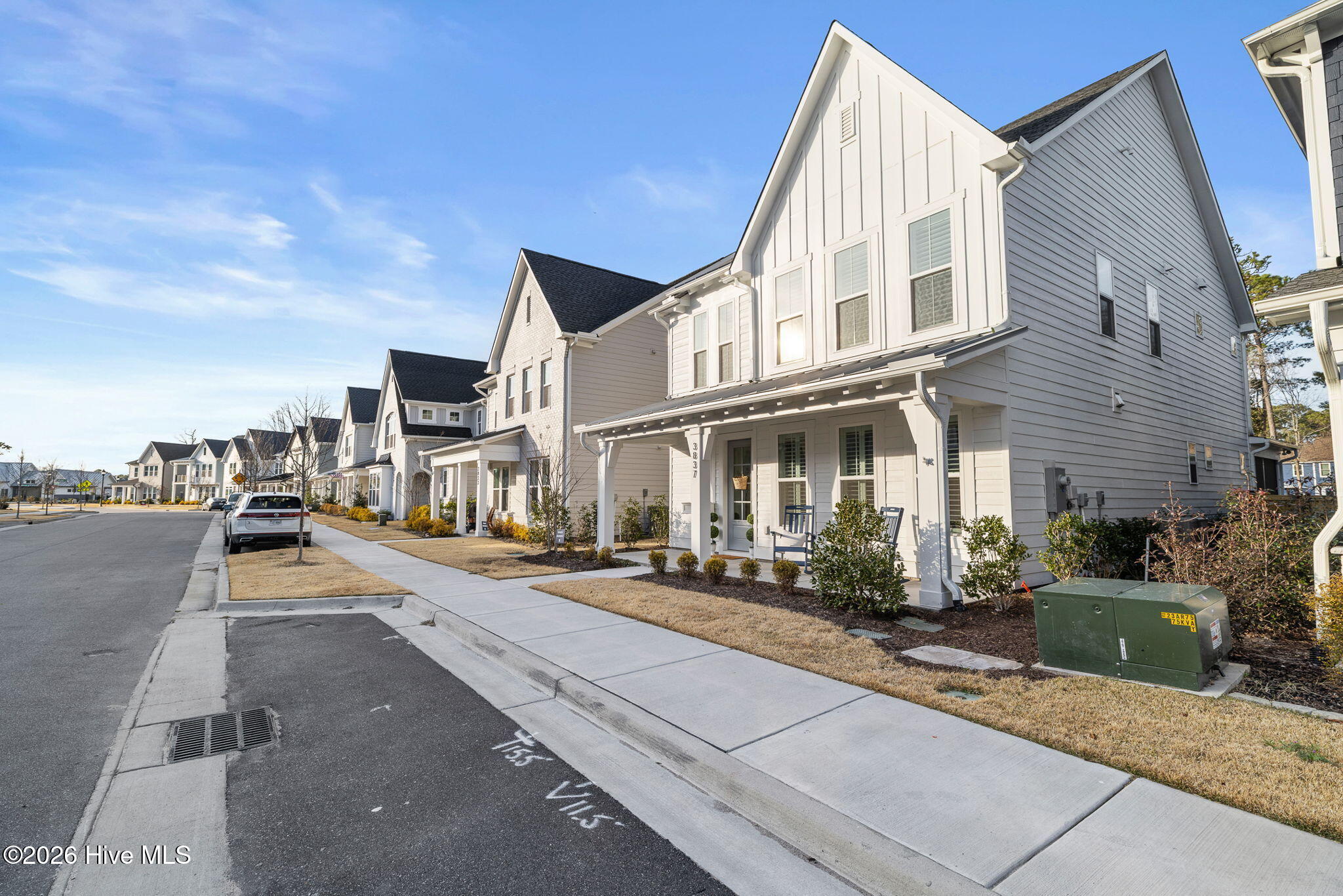 3837 Mason Port Drive, Wilmington, NC 28409 – photo 2: 2-web-or-mls-GI - 3837 Mason Port Dr - L