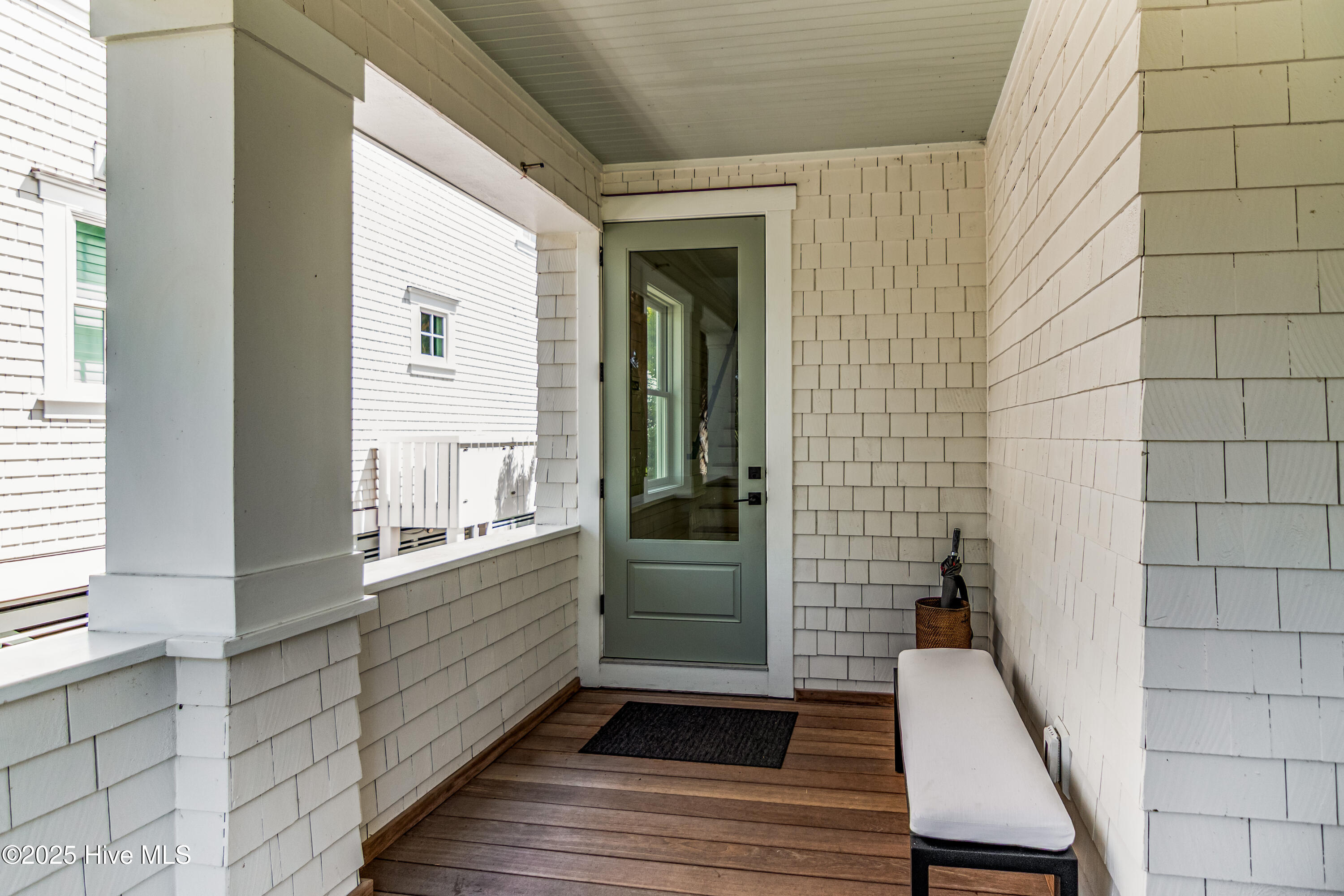 100521321 | Photo 48