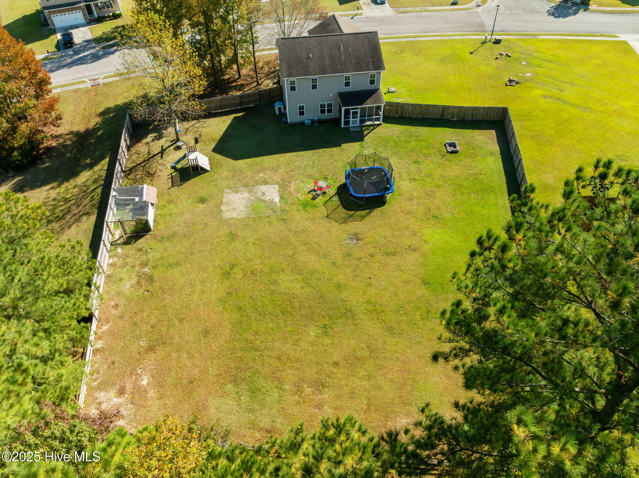 100540594 | Photo 44