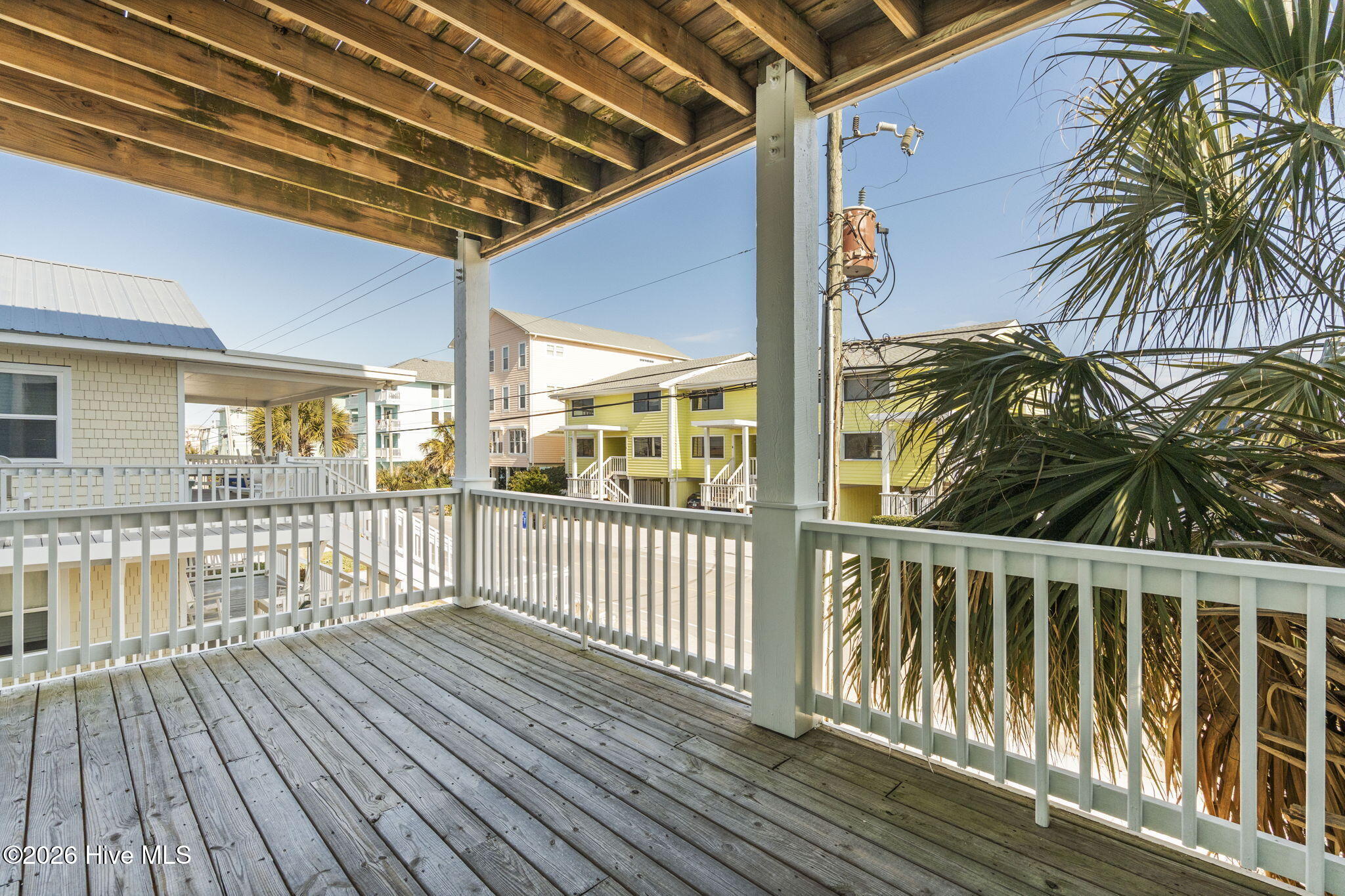 100553989 | Photo 31