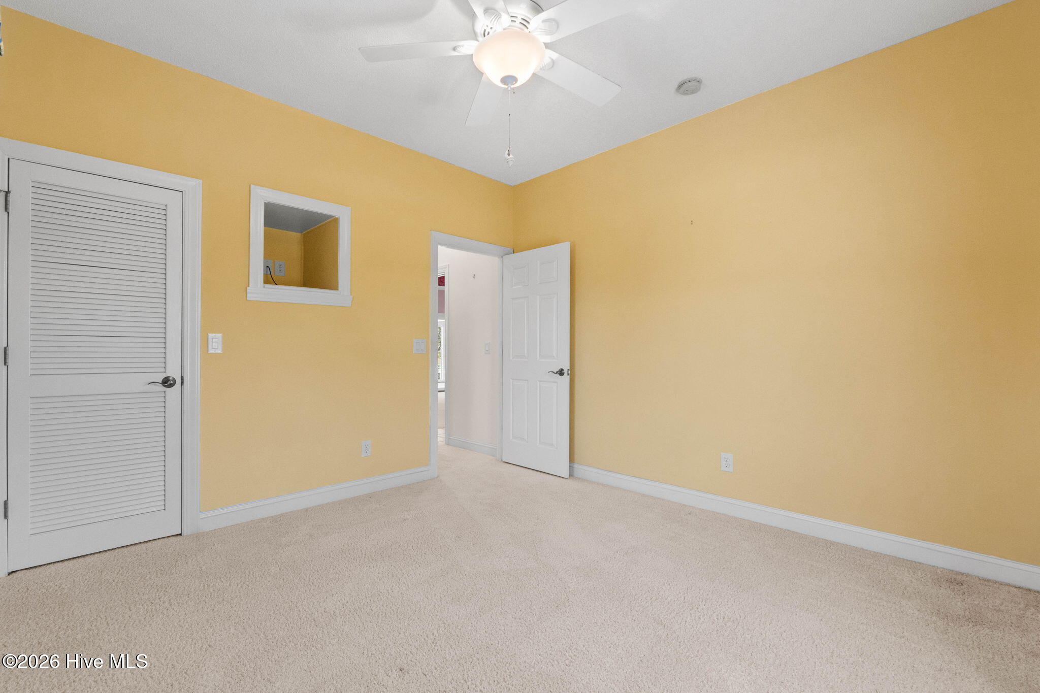 100567537 | Photo 72