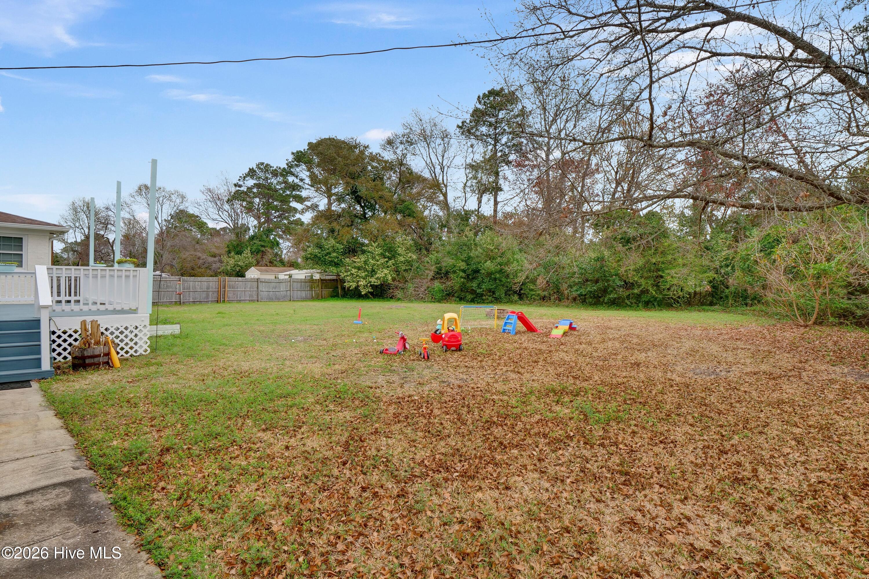 100557550 | Photo 26