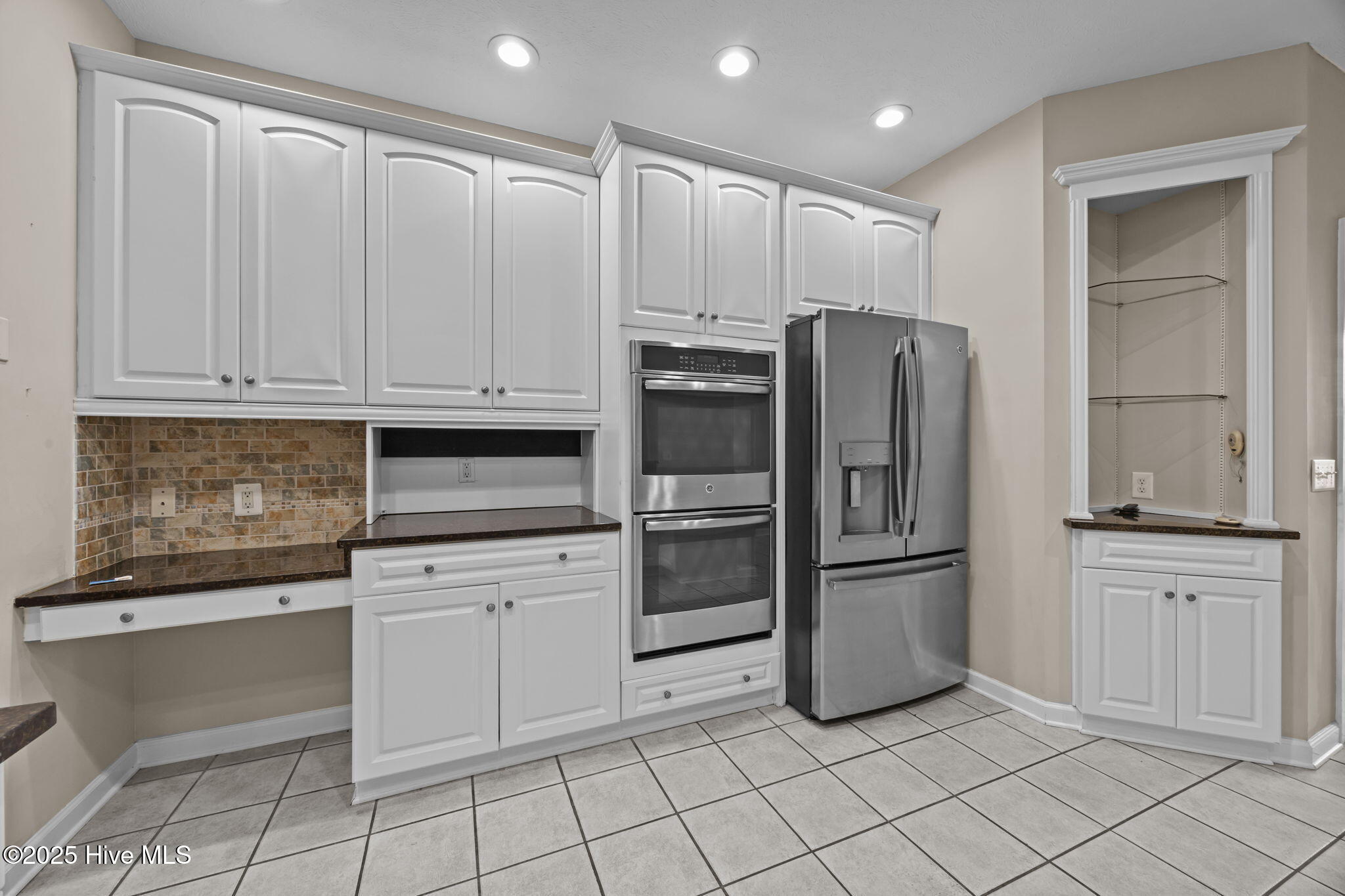 100543036 | Photo 15