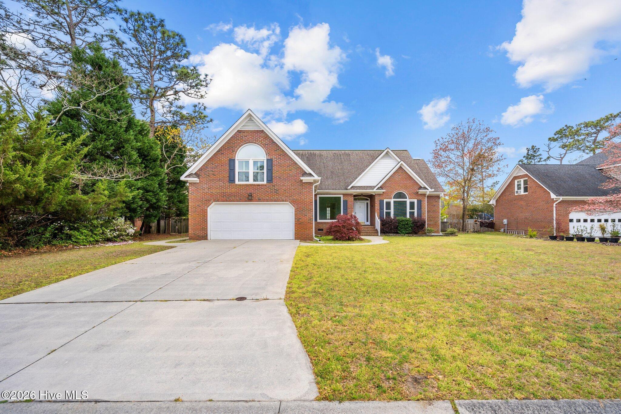 100570682 | Photo 27