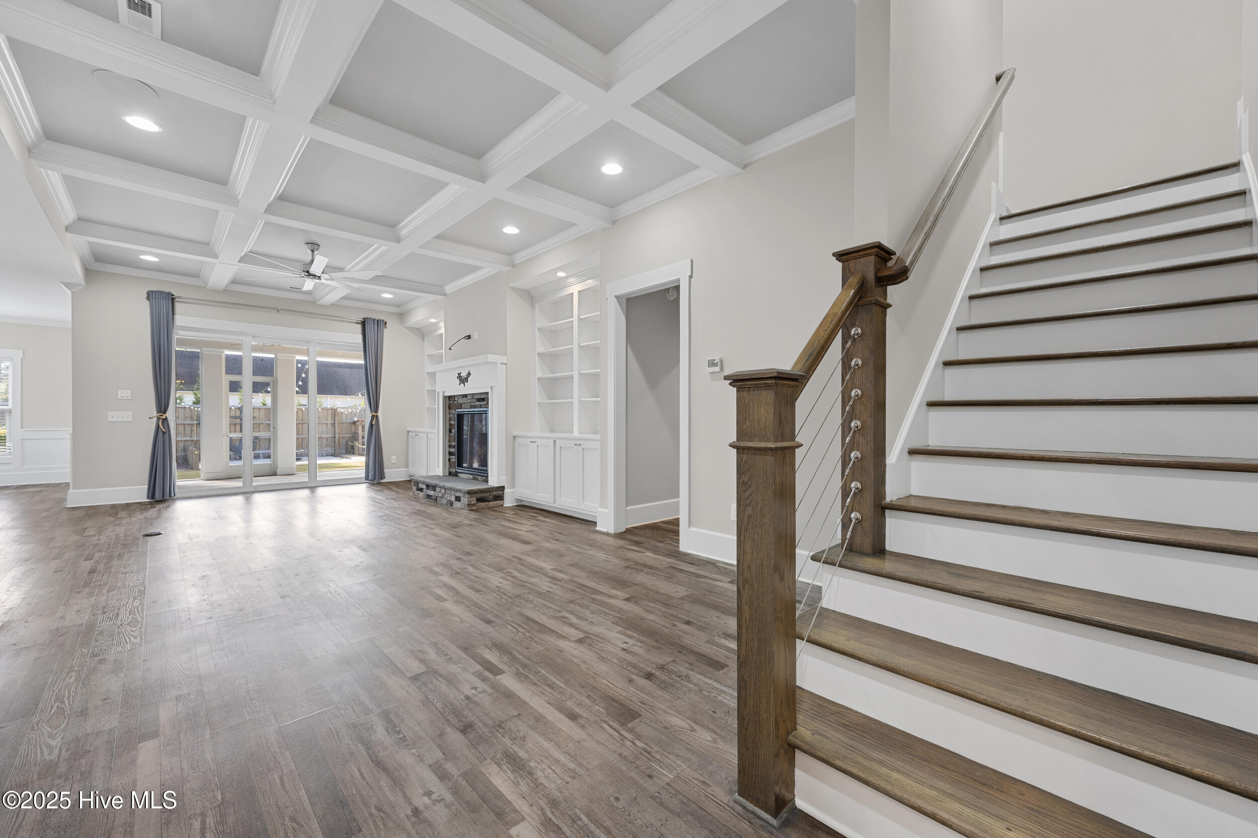 100544586 | Photo 18