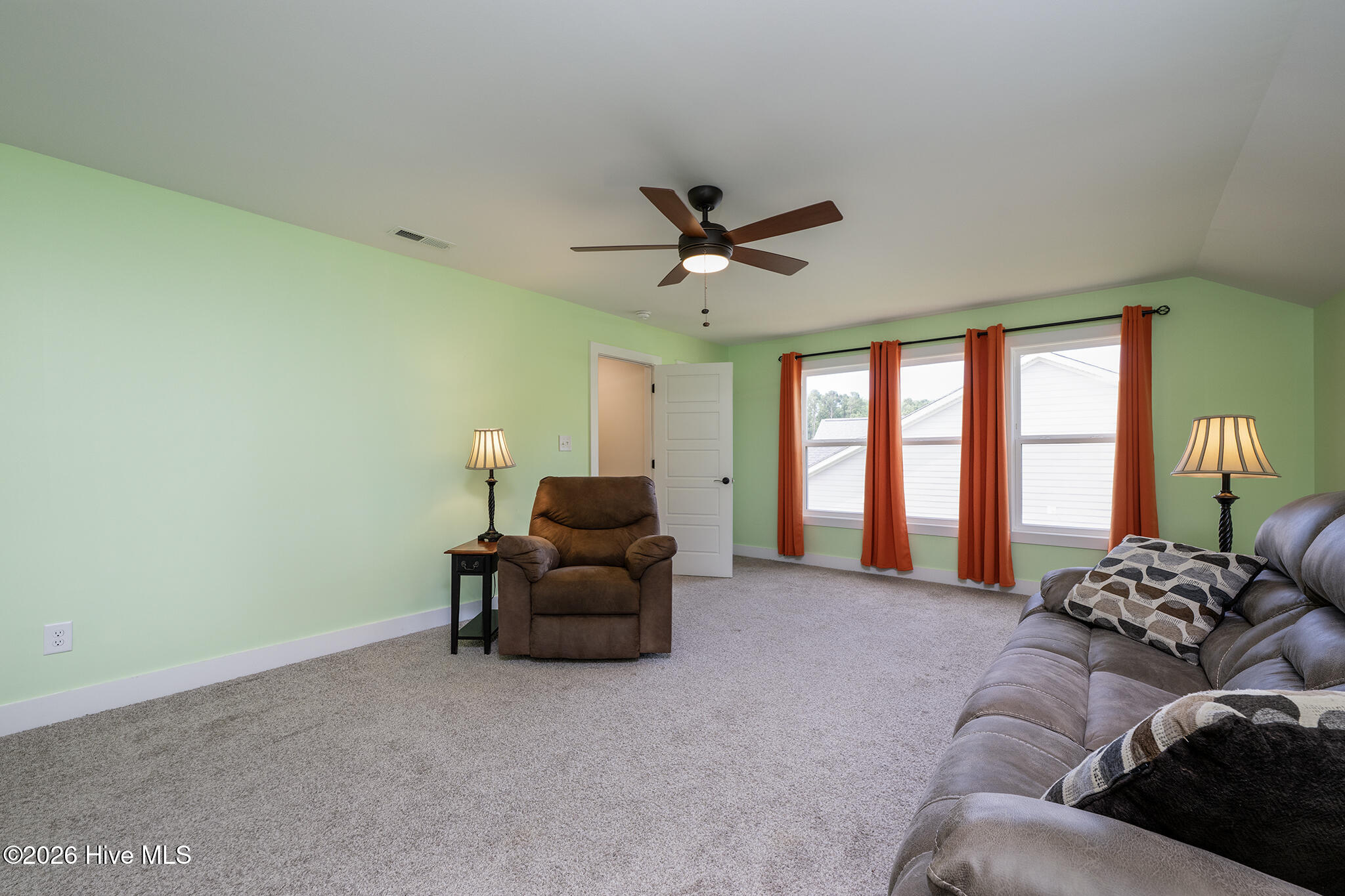 124 S Brightleaf Drive,Minnesott Beach