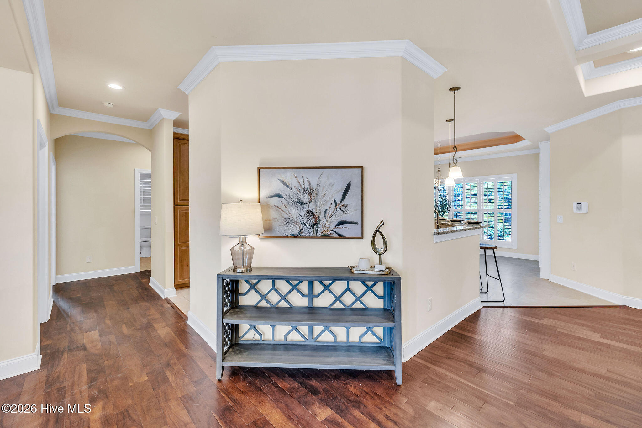 100553978 | Photo 11