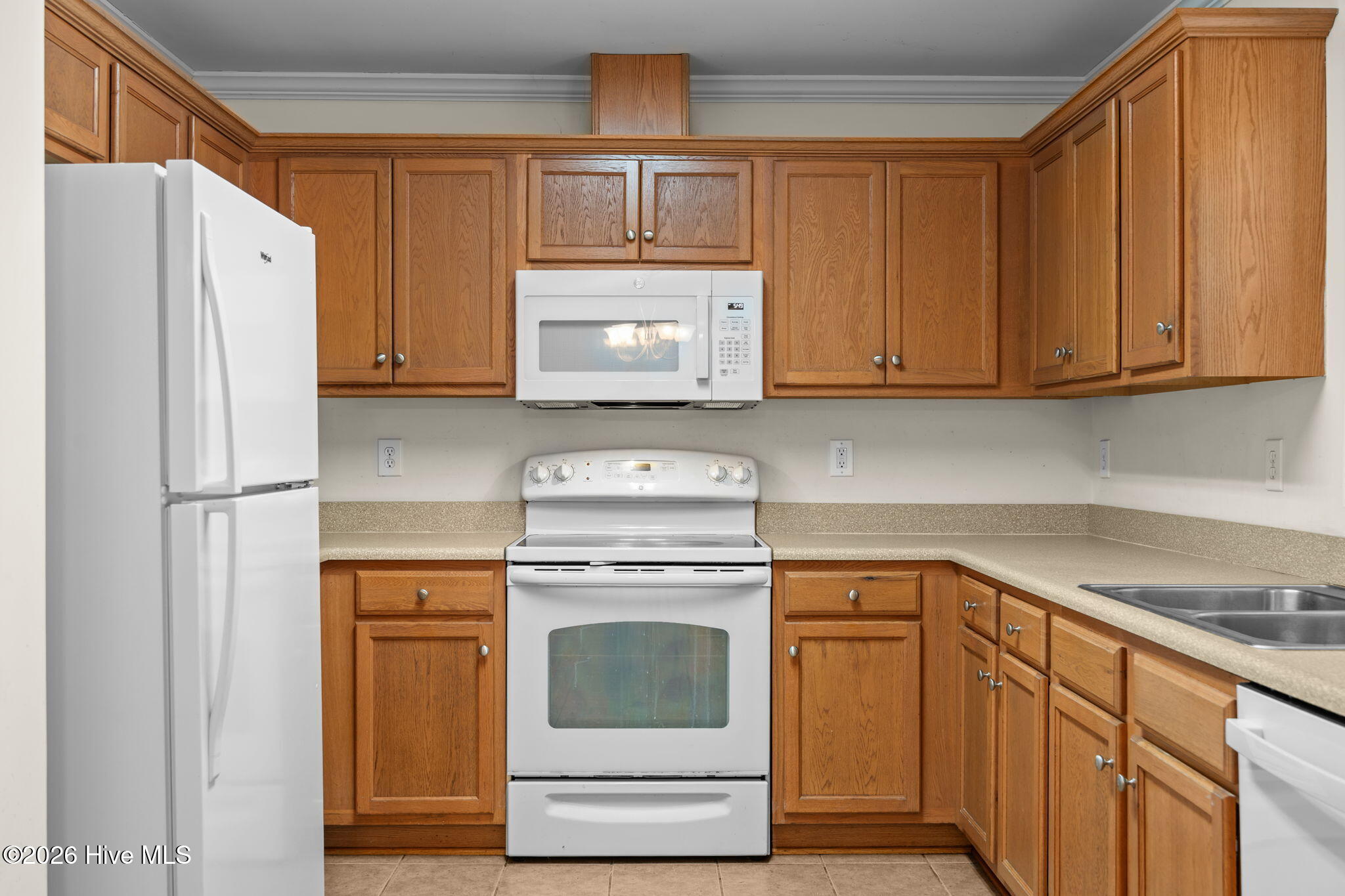 100552045 | Photo 10